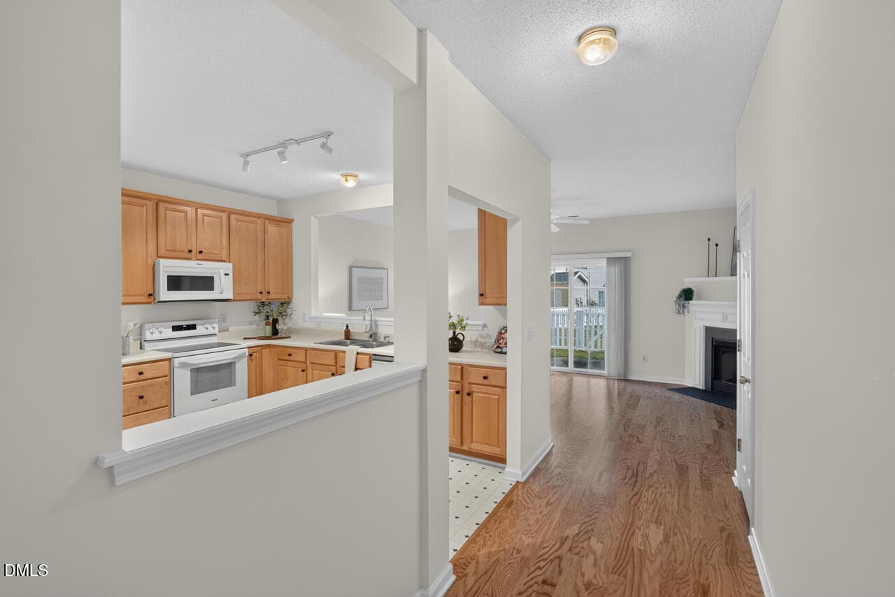 10_503_Auburn - 503 Auburn Square Drive, Durham, NC 27713