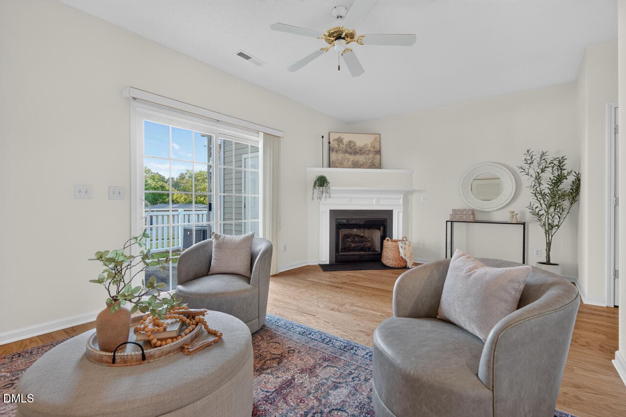 15_503_Auburn - 503 Auburn Square Drive, Durham, NC 27713