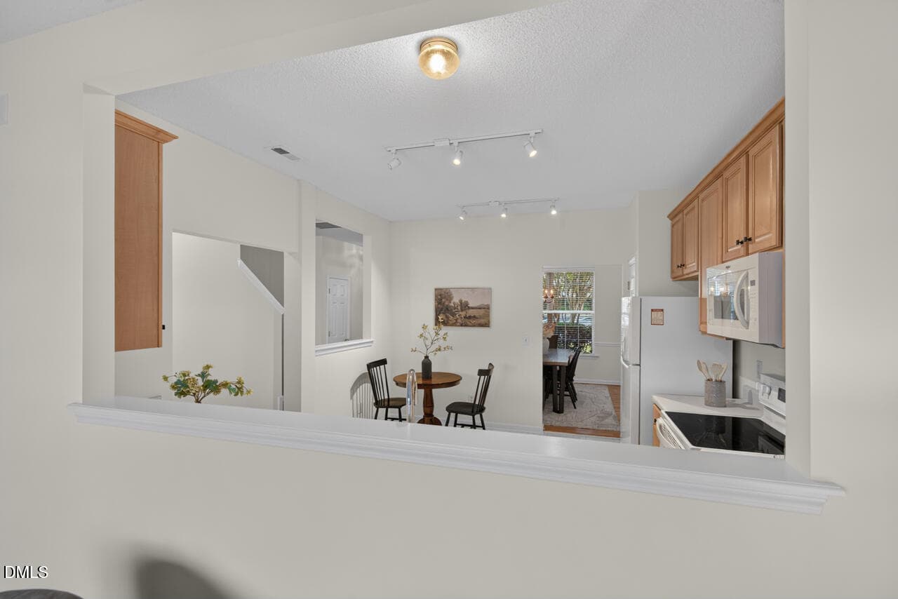 21_503_Auburn - 503 Auburn Square Drive, Durham, NC 27713