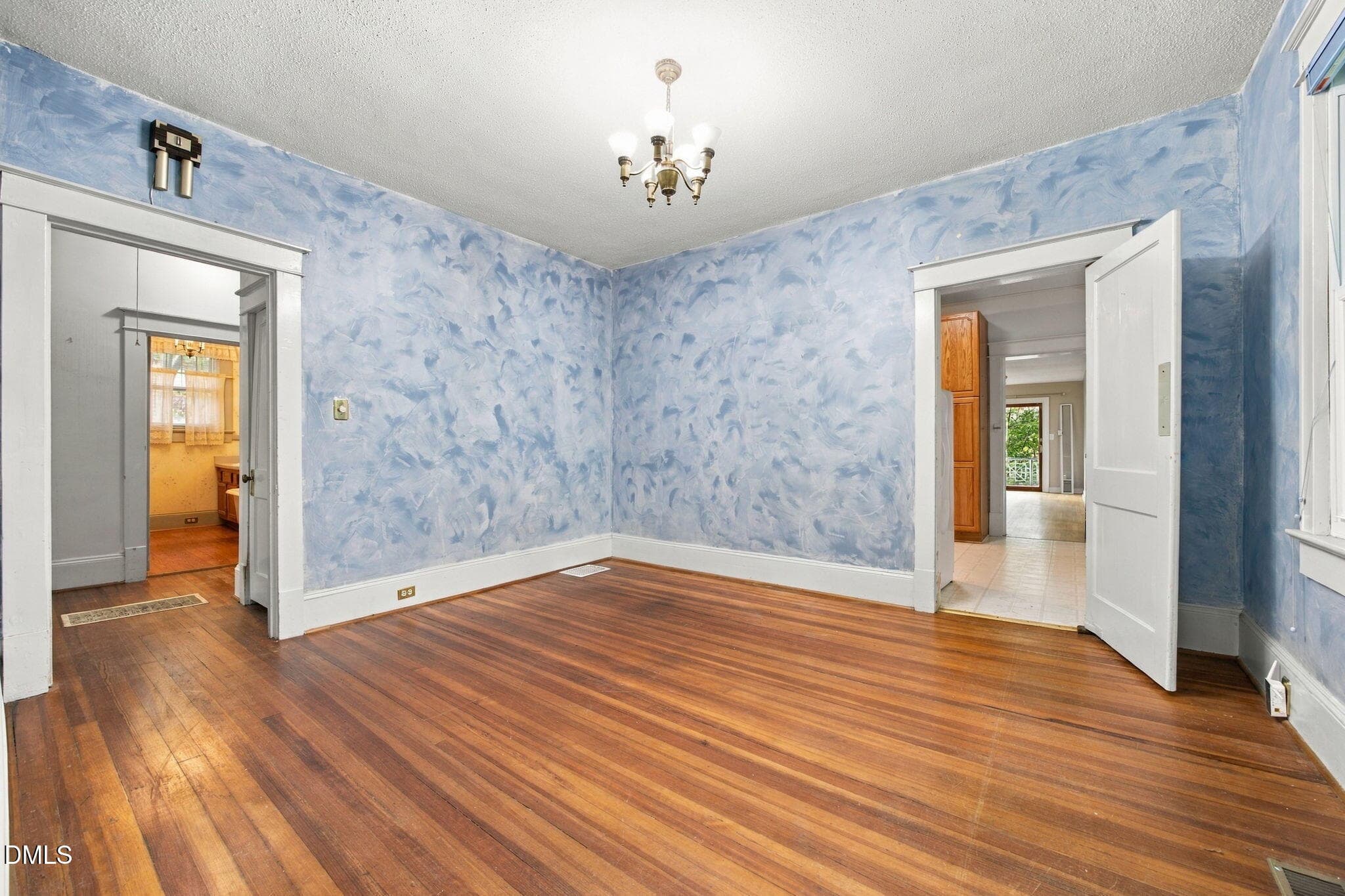 22-web-or-mls-IMG_6925 - 2009 Mccarthy Street, Raleigh, NC 27608