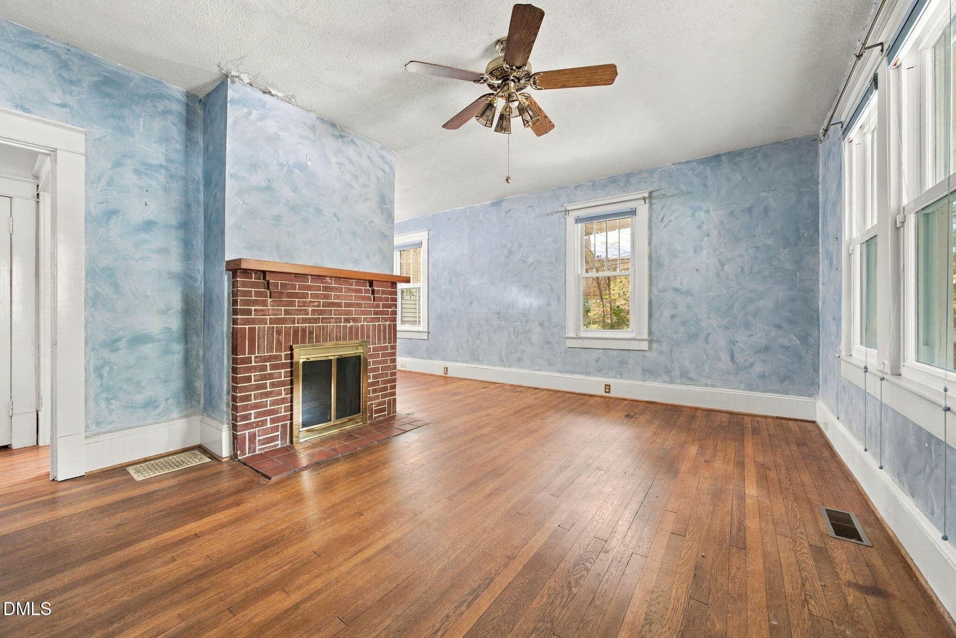26-web-or-mls-IMG_6943 - 2009 Mccarthy Street, Raleigh, NC 27608