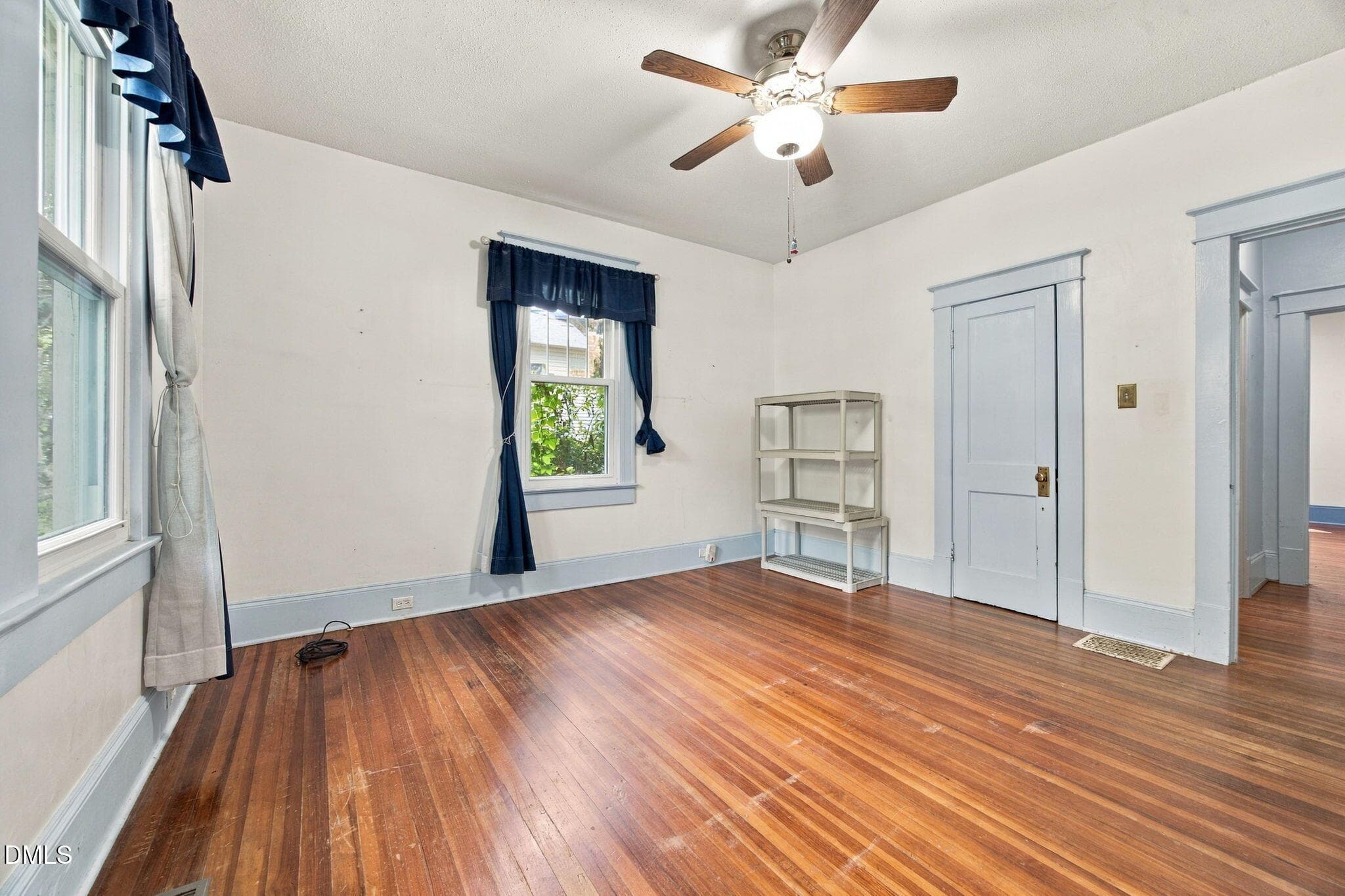 29-web-or-mls-IMG_6952 - 2009 Mccarthy Street, Raleigh, NC 27608