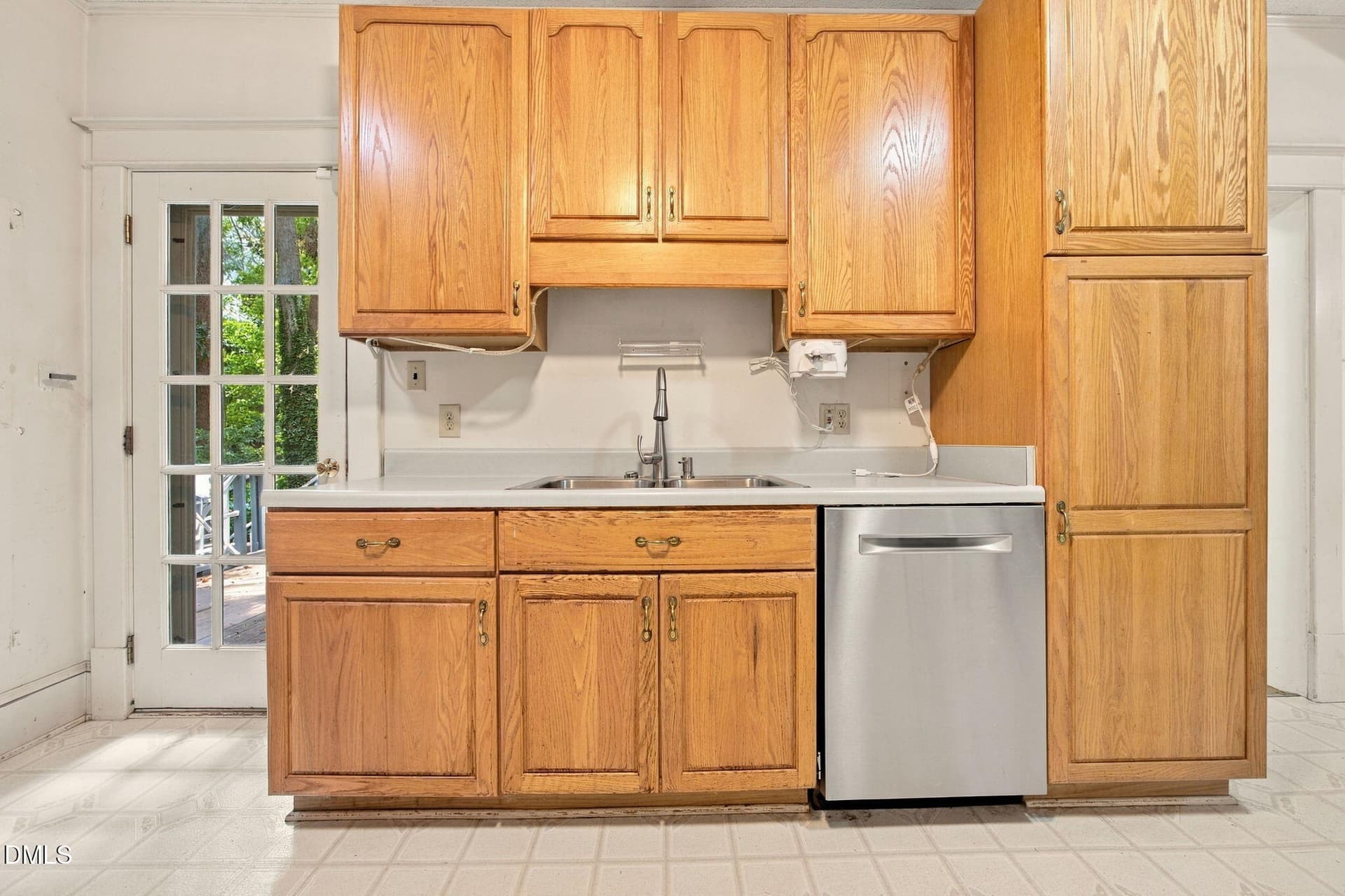 35-web-or-mls-IMG_6970 - 2009 Mccarthy Street, Raleigh, NC 27608