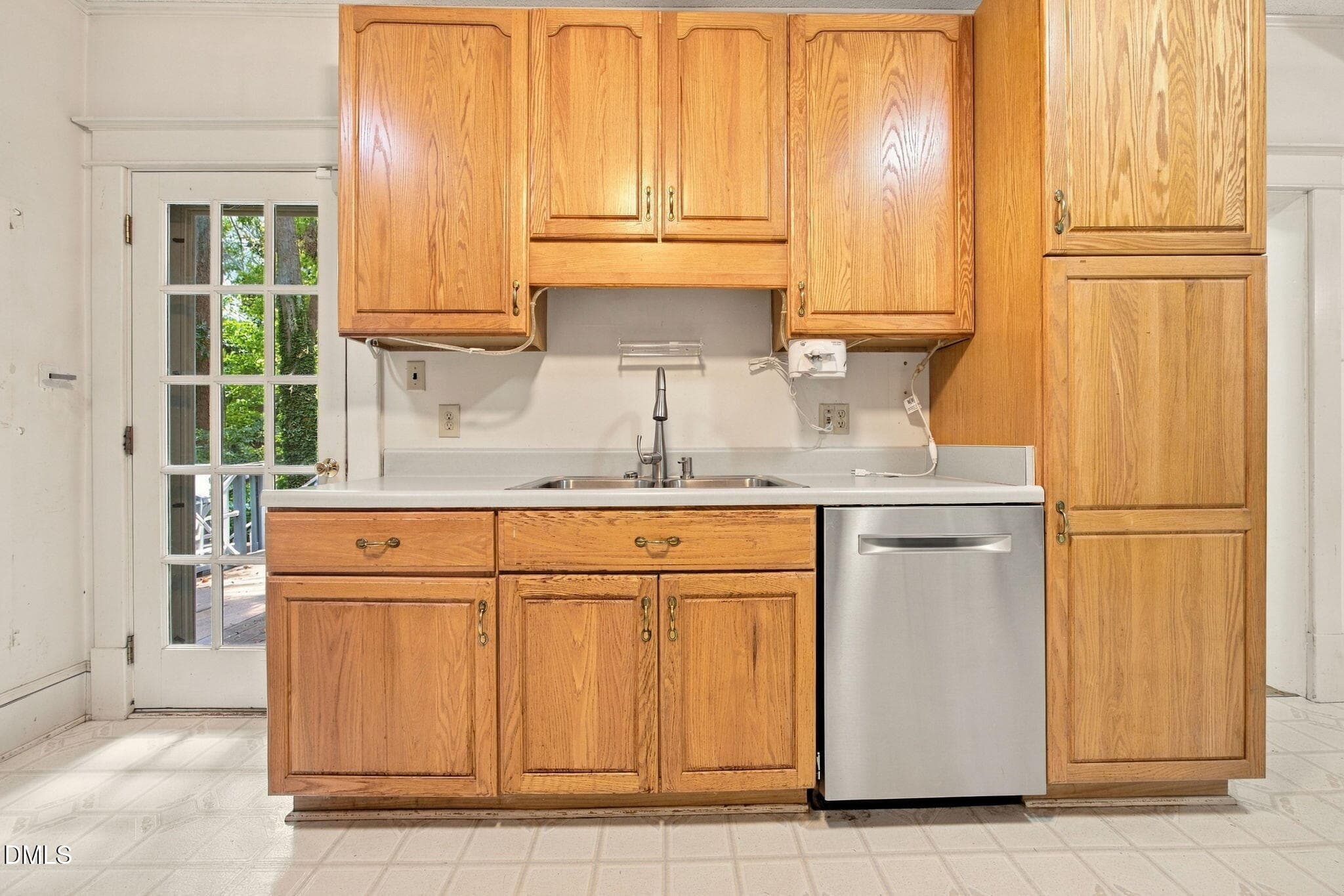 35-web-or-mls-IMG_6970 - 2009 Mccarthy Street, Raleigh, NC 27608