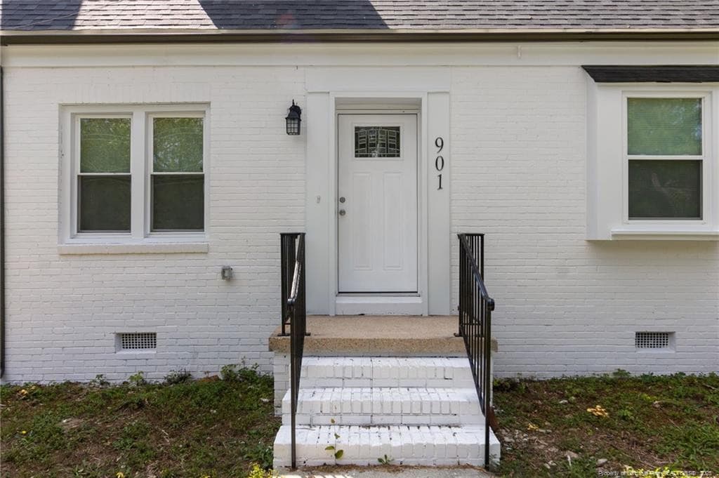 Photo 2 - 901 Iona Street, Fairmont, NC 28340, Fairmont
