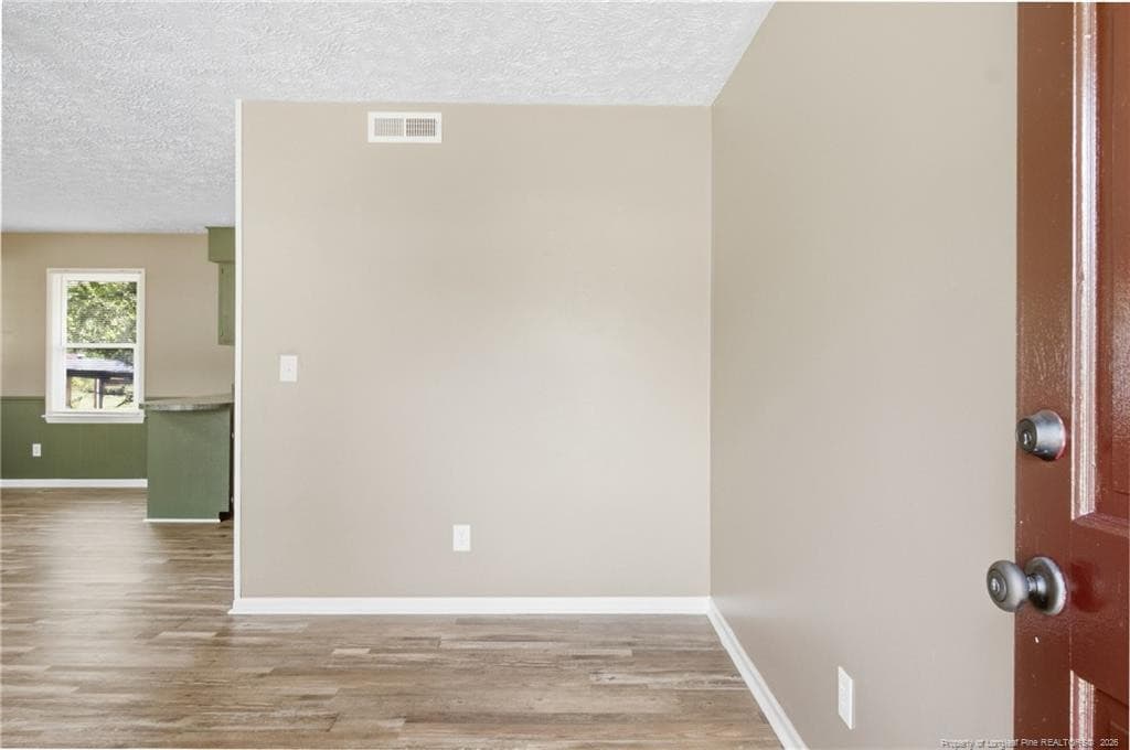Photo 5 - 109 E Walnut Street, Bladenboro, NC 28320