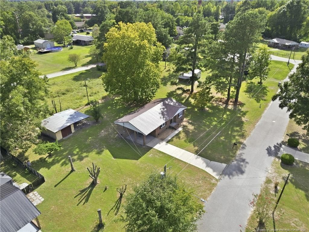 Photo 43 - 109 E Walnut Street, Bladenboro, NC 28320