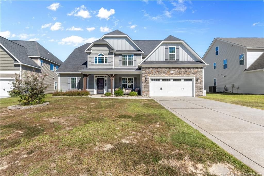 Photo 1 - 2111 Mannington Drive, Fayetteville, NC 28306