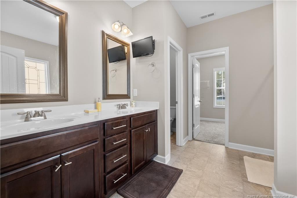 Photo 17 - 2111 Mannington Drive, Fayetteville, NC 28306