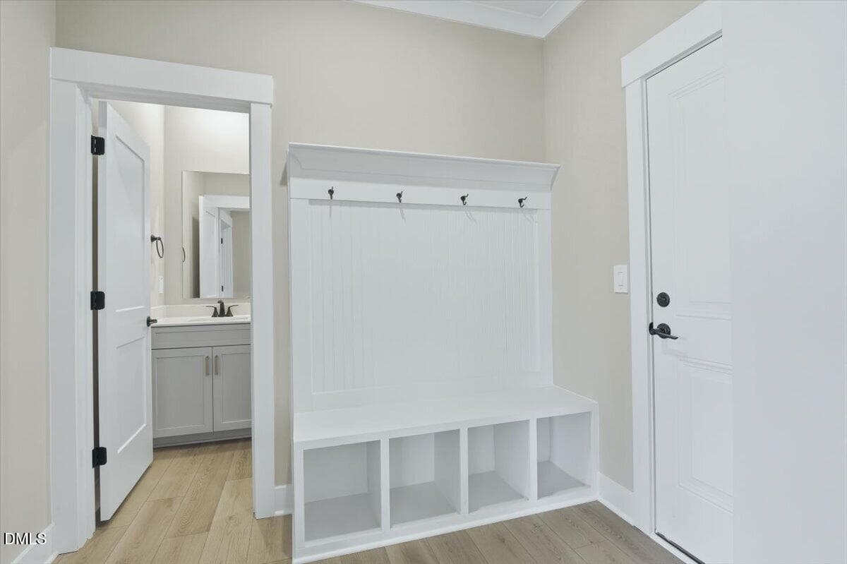 16-RAL_WatkinsGlen_Johnson_3521Blythedal - 3521 Blythedale Lane, Raleigh, NC 27616