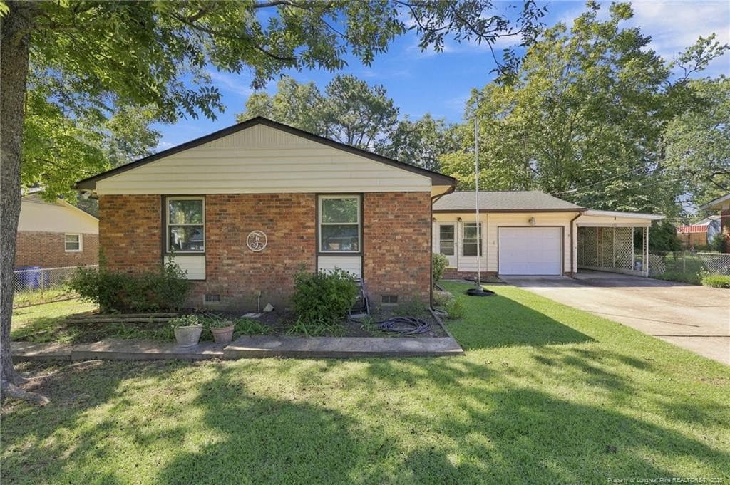 Photo 3 - 433 Morningside Drive, Fayetteville, NC 28311