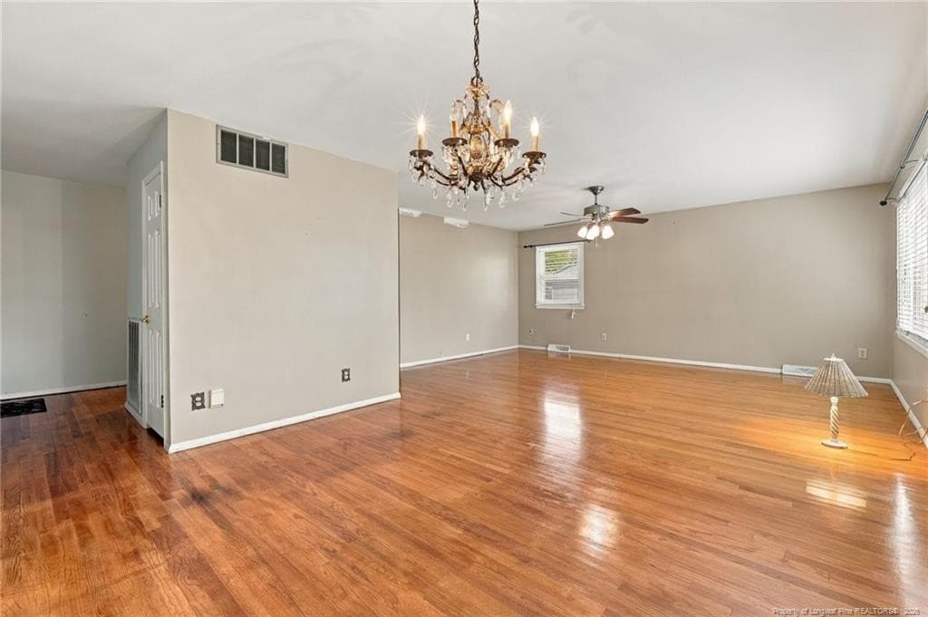 Photo 10 - 433 Morningside Drive, Fayetteville, NC 28311