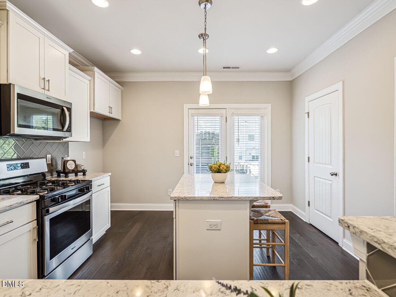 019-1280x960-kitchen - 440 Oak Pine Drive, Apex, NC 27502
