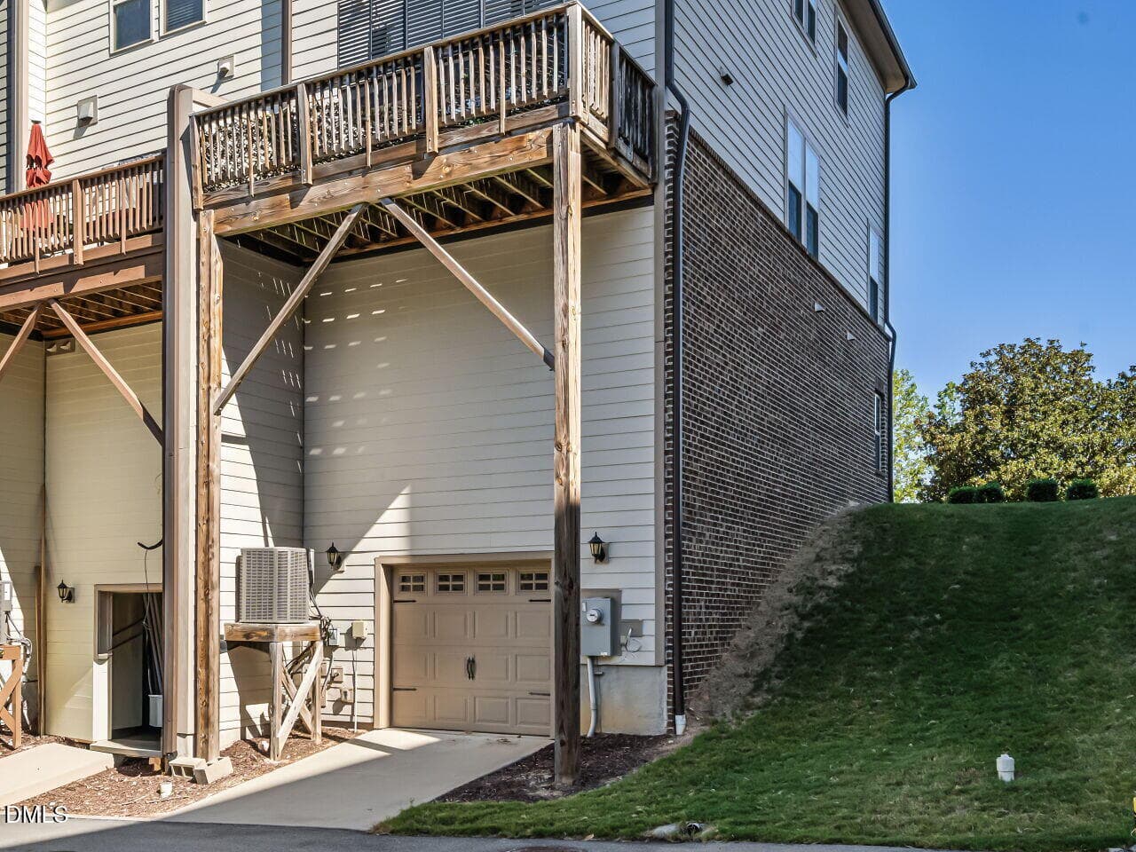 030-1280x960-rear-view - 440 Oak Pine Drive, Apex, NC 27502