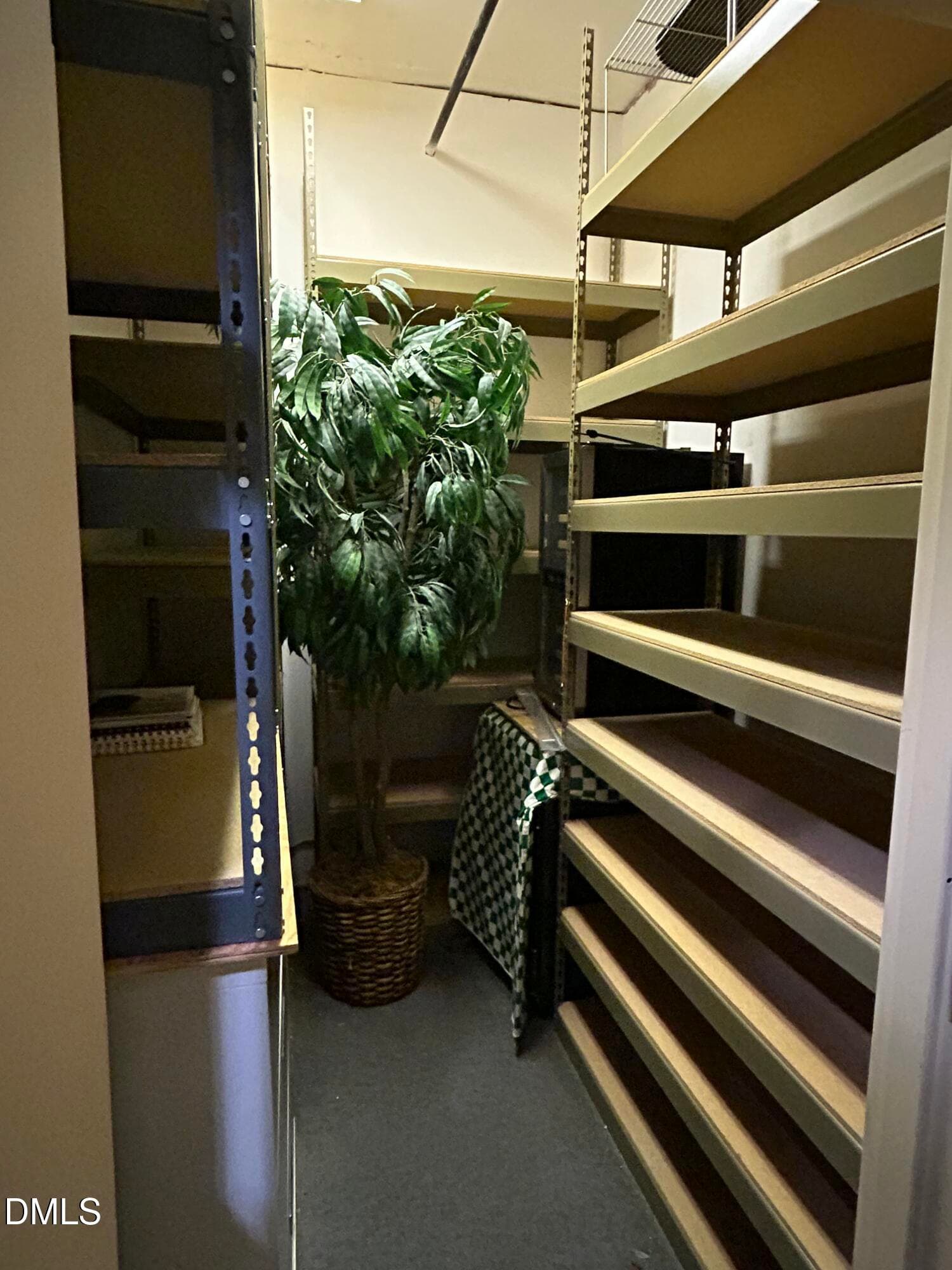 Hall storage - 2801 Glenwood Gardens Lane 205, Raleigh, NC 27608