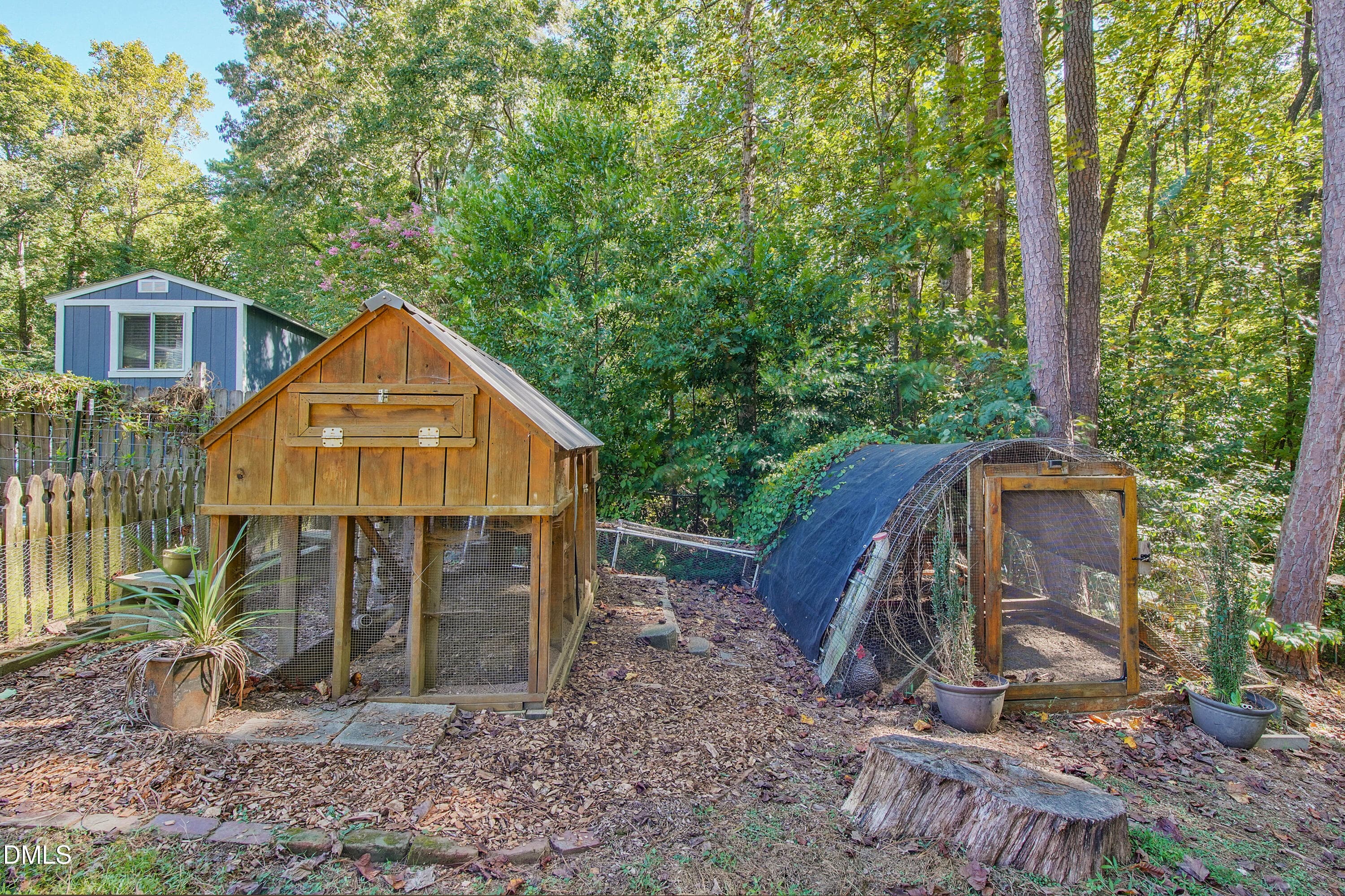 Hen House - 4109 Millyork Court, Apex, NC 27539
