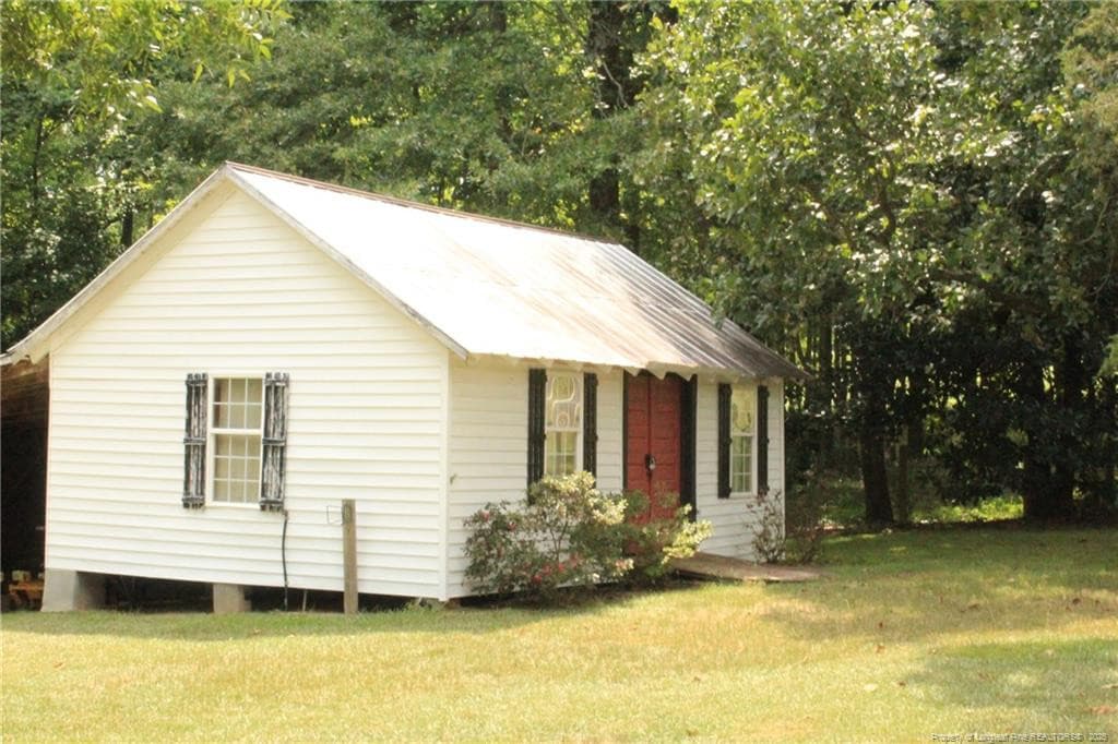 Photo 33 - 2096 HOLLY Springs Church Road, Broadway, NC 27505
