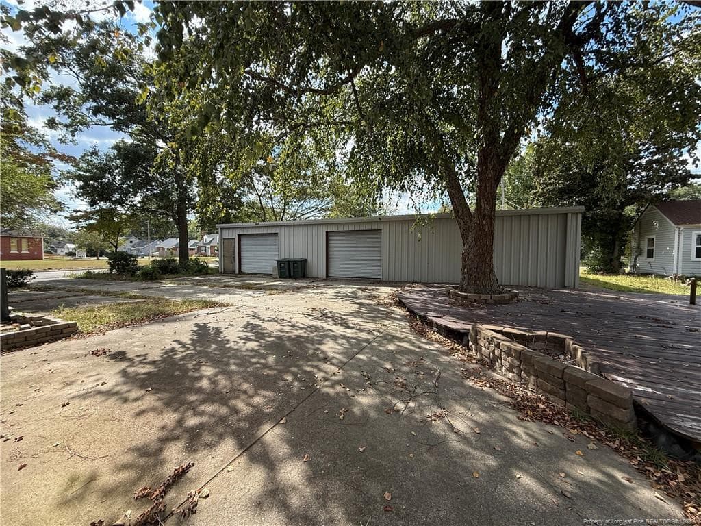 Photo 5 - 1100 N Barker Street, Lumberton, NC 28358, Lumberton