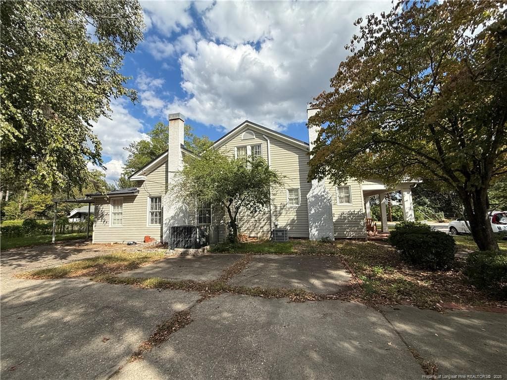 Photo 6 - 1100 N Barker Street, Lumberton, NC 28358, Lumberton