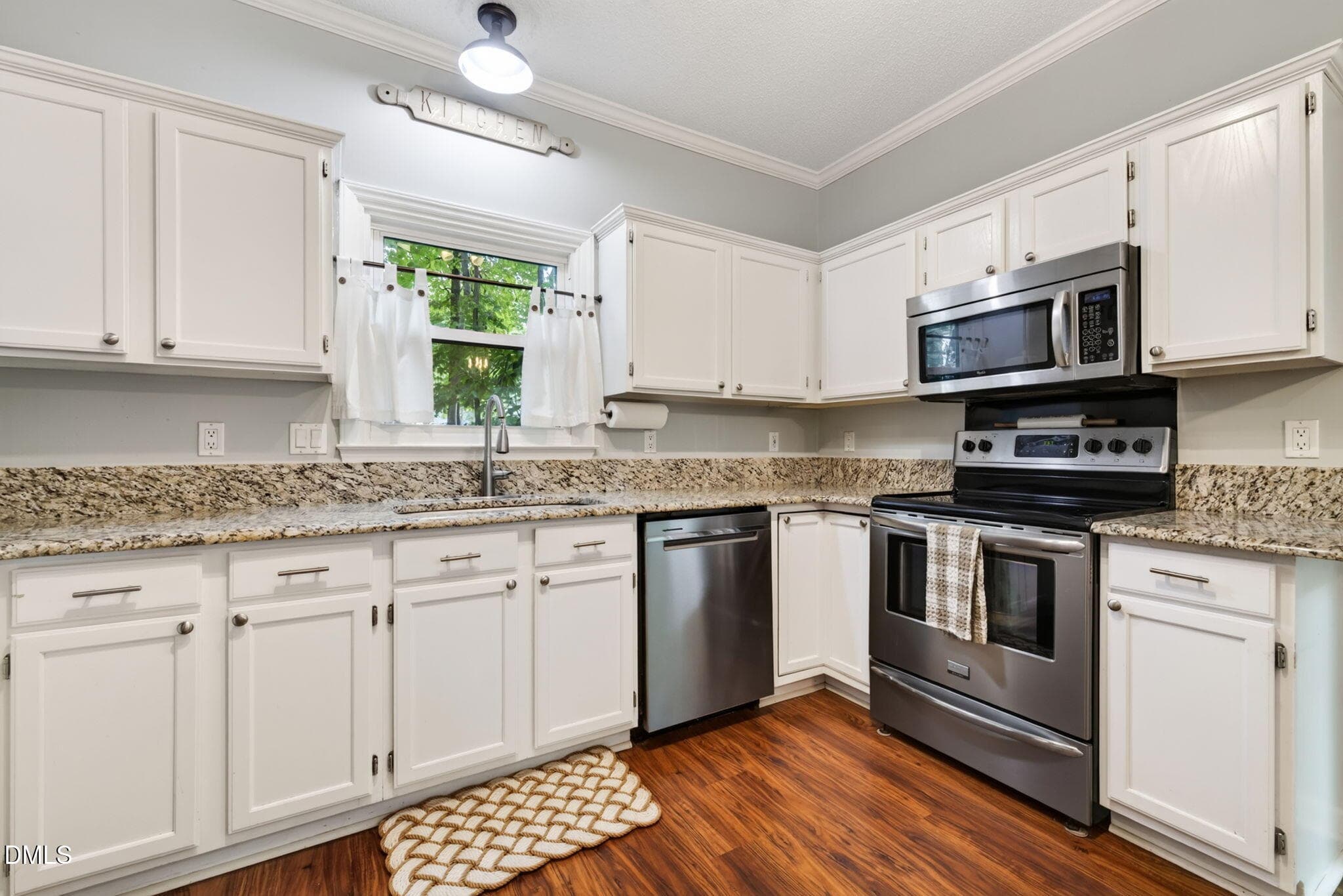 17-web-or-mls-IMG_0084 - 6616 Speight Circle, Raleigh, NC 27616