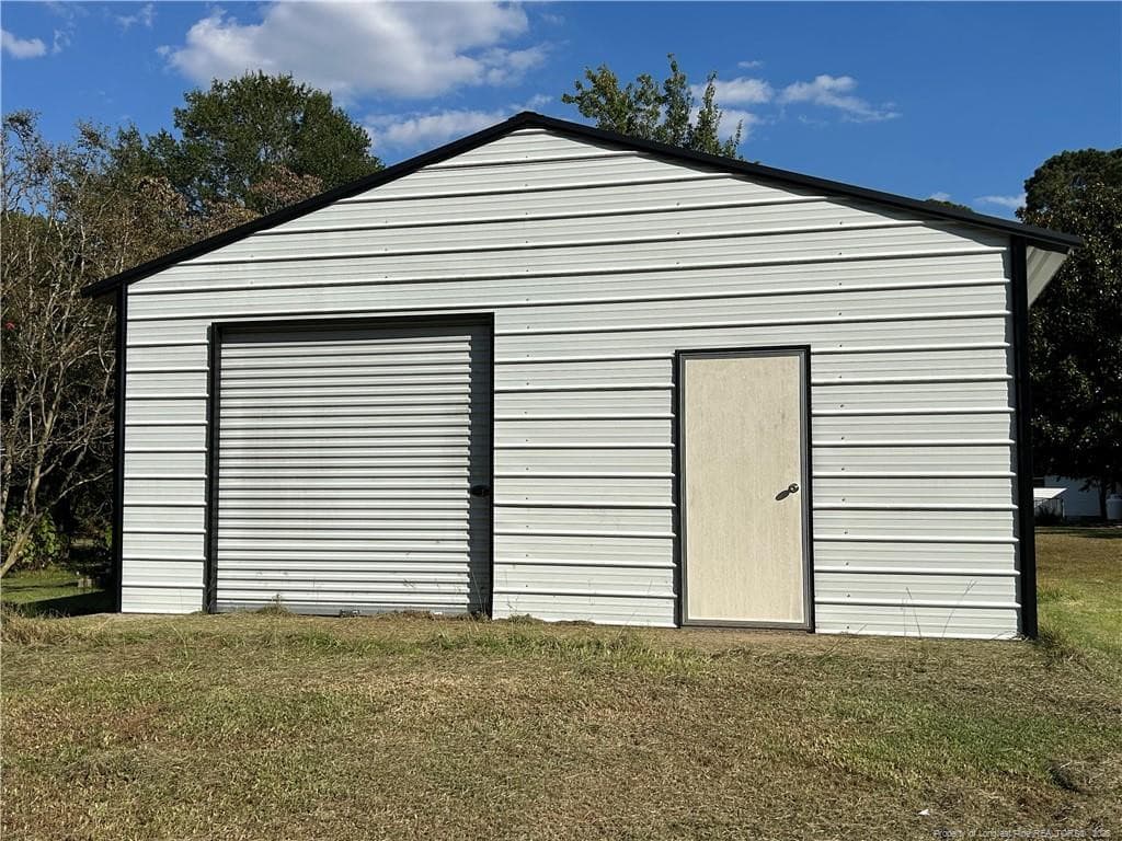 Garage 20x24 - 754 W Horne Road, Rowland, NC 28383