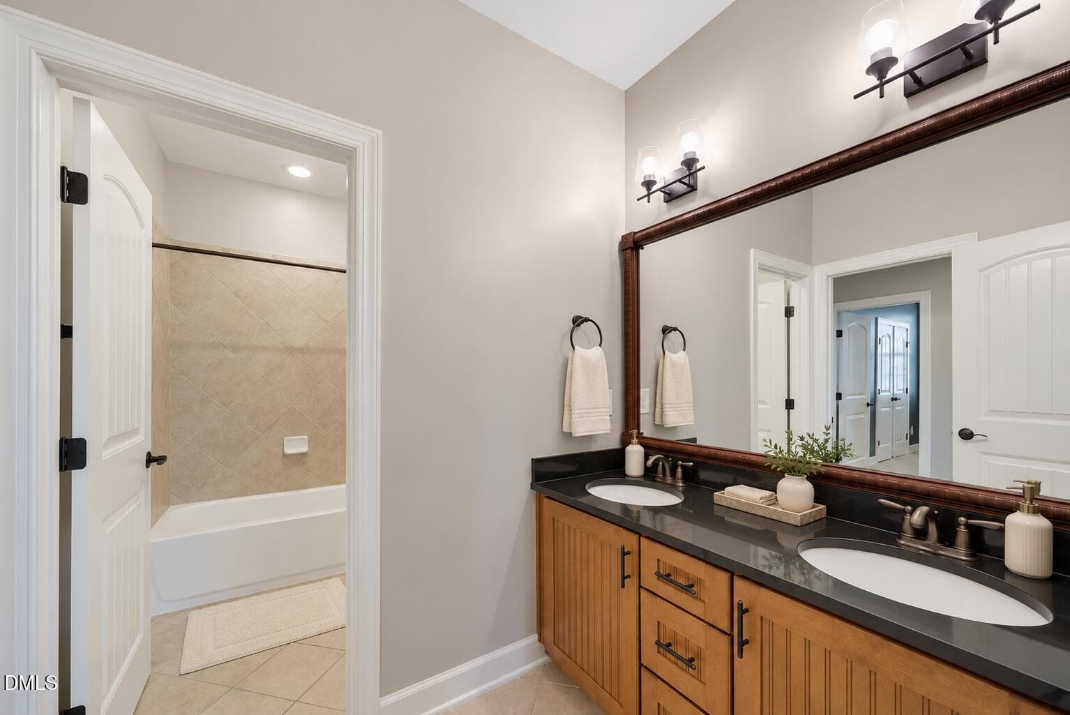 secondarybath-vs - 1321 English Cottage Lane, Cary, NC 27518