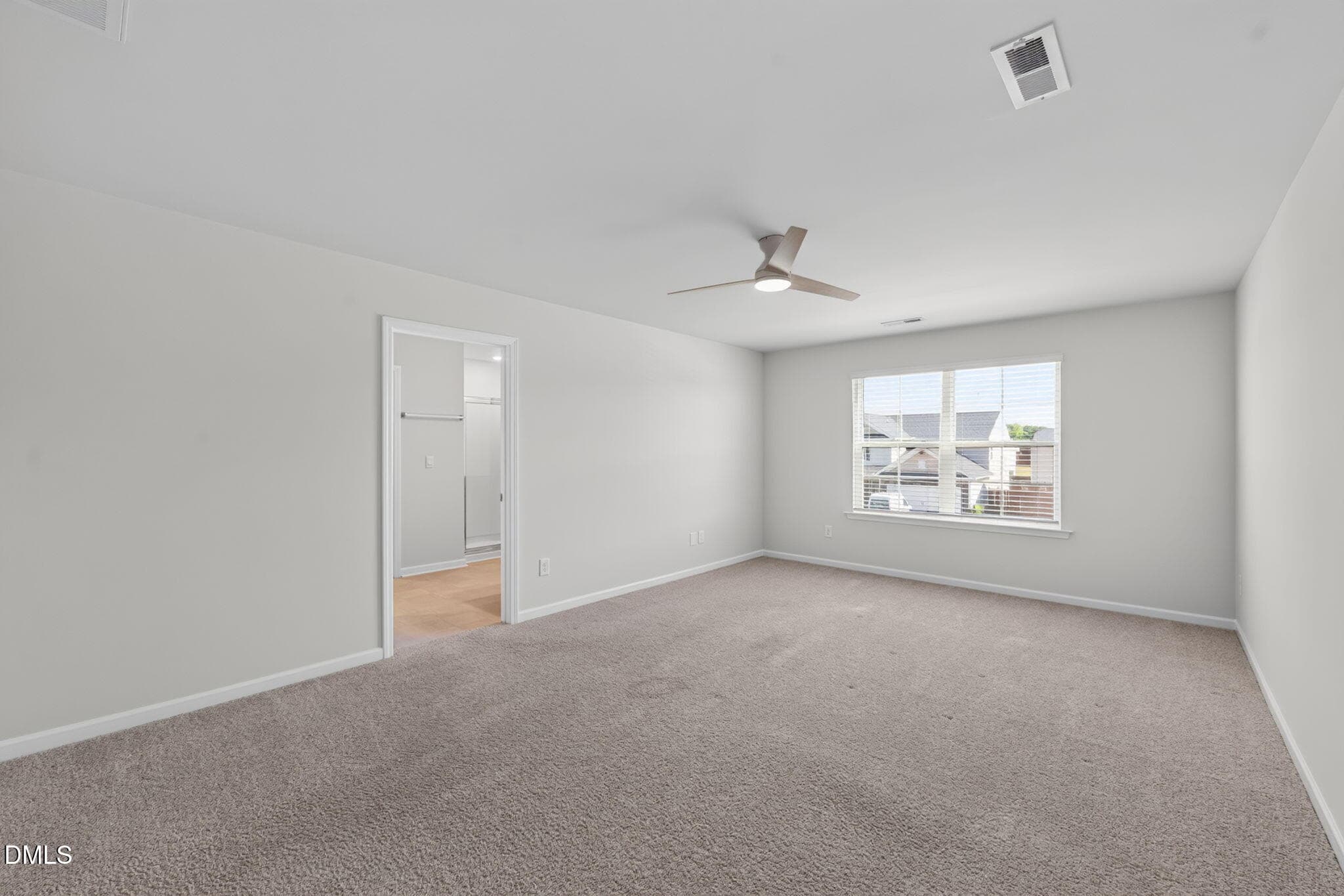 22-web-or-mls-P1080098 - 1033 Broadlands Way, Graham, NC 27253