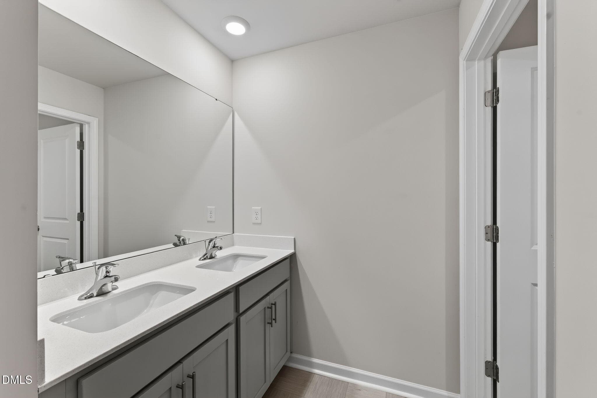 34-web-or-mls-P1080158 - 1033 Broadlands Way, Graham, NC 27253