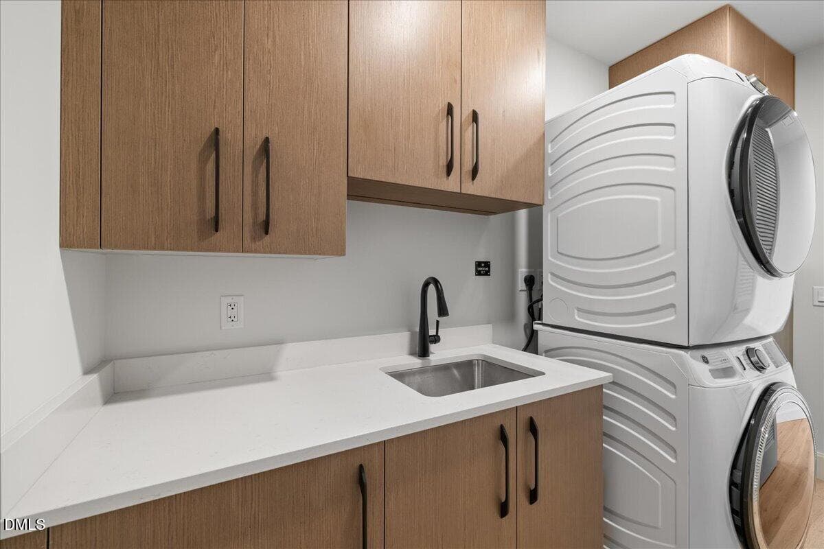 06-115 Morris St #2401 - 115 Morris Street Apt 2401, Durham, NC 27701, Durham