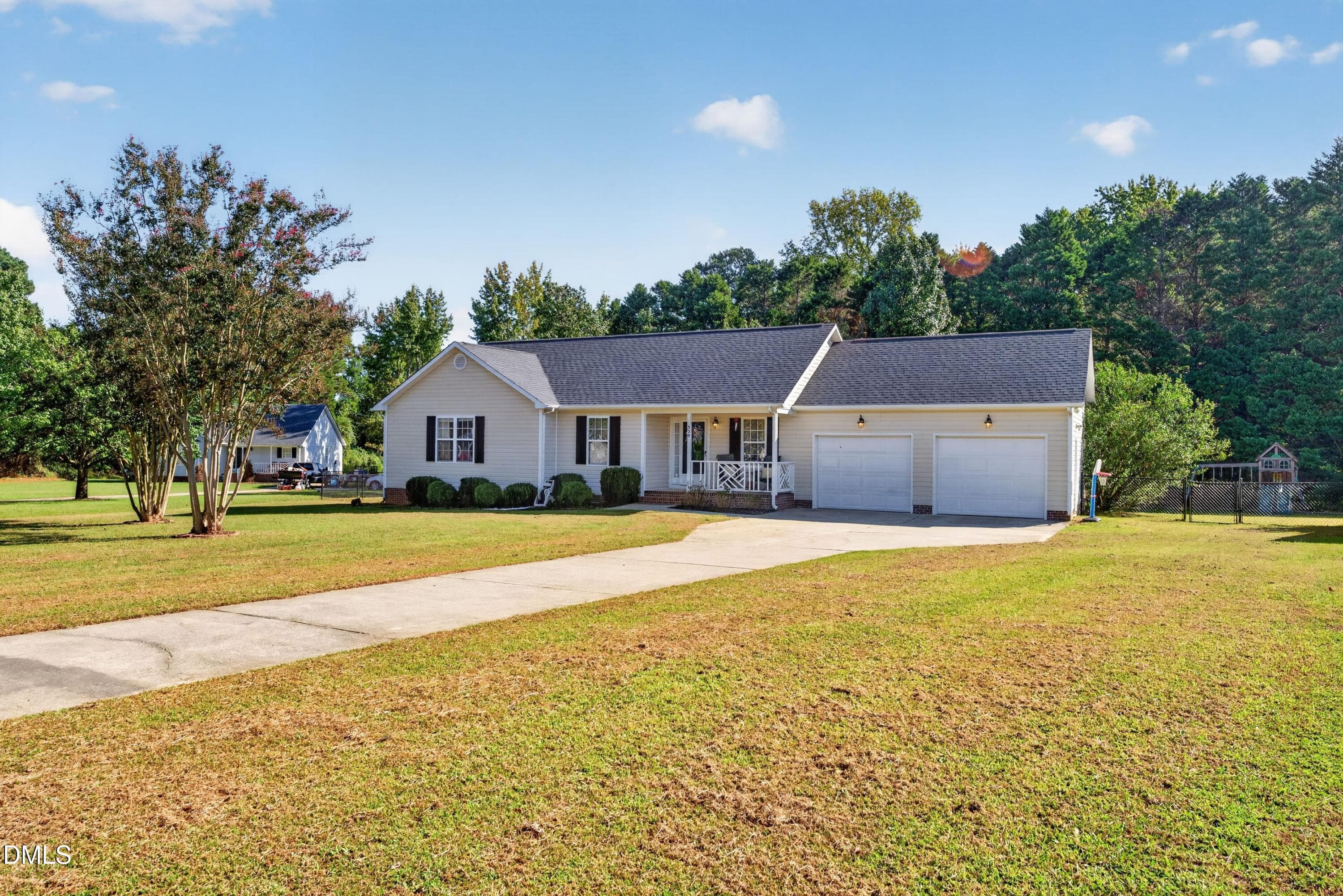 003 - 320 Grants Way, Four Oaks, NC 27524