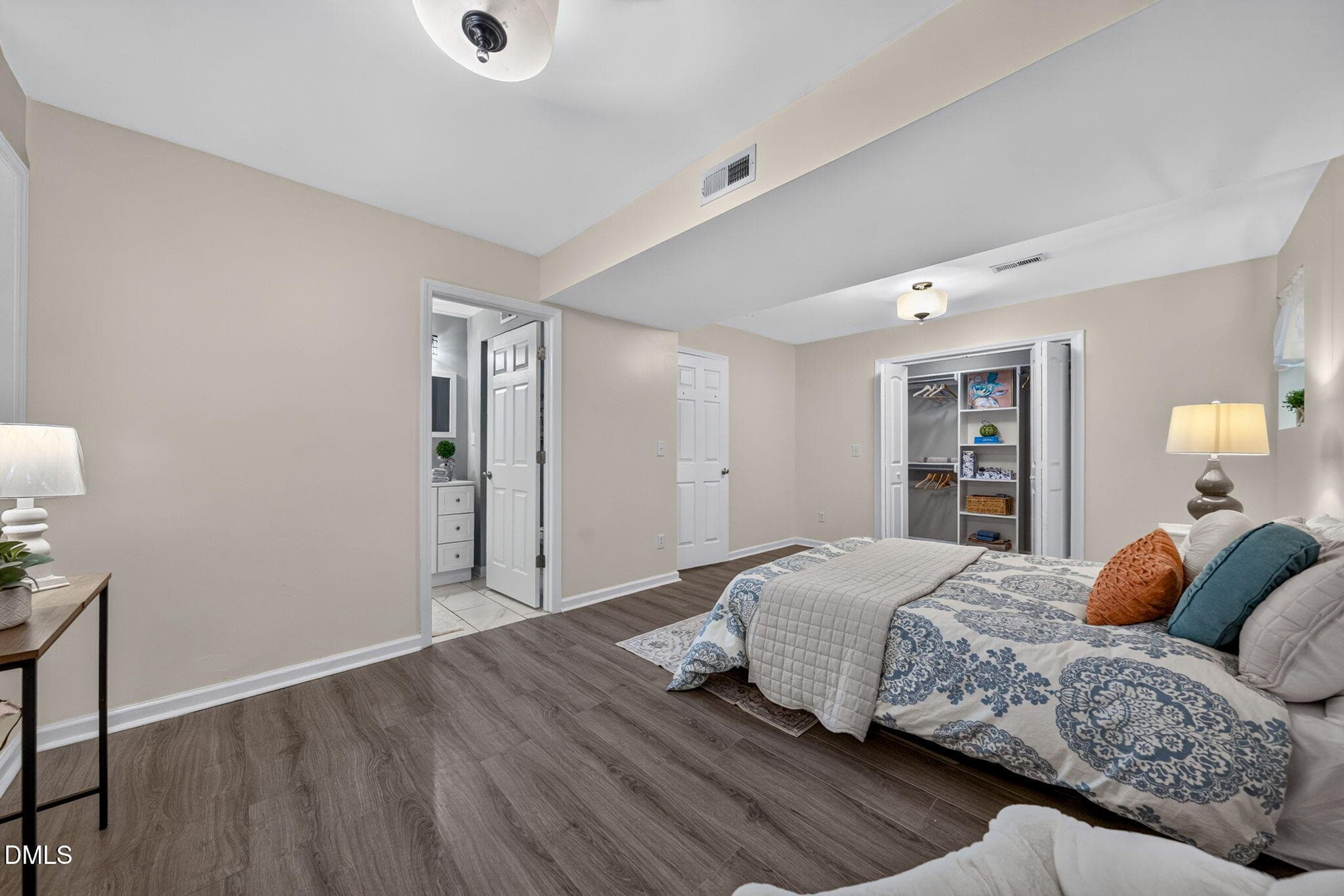 33-web-or-mls-55 N Wycliff Dr - 33 - 55 N Wycliff Drive, Durham, NC 27703