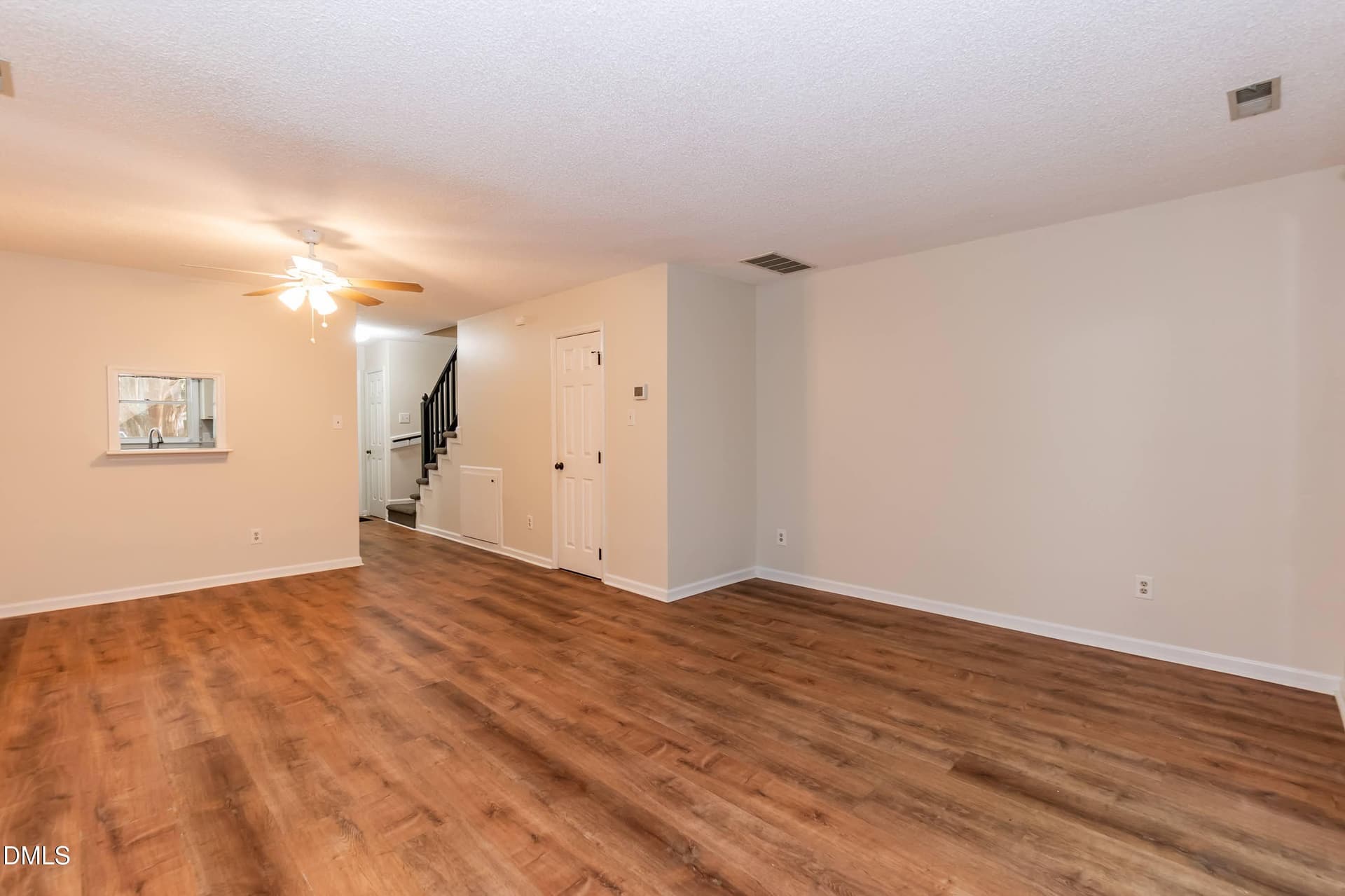 Living 03 - 110 Cimmaron Court, Cary, NC 27511