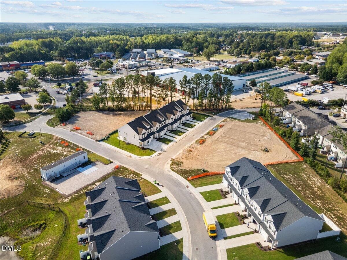 57-HHHunt Homes-Granite Ridge-Townhomes- - 326 Short Ridge Way, Rolesville, NC 27571