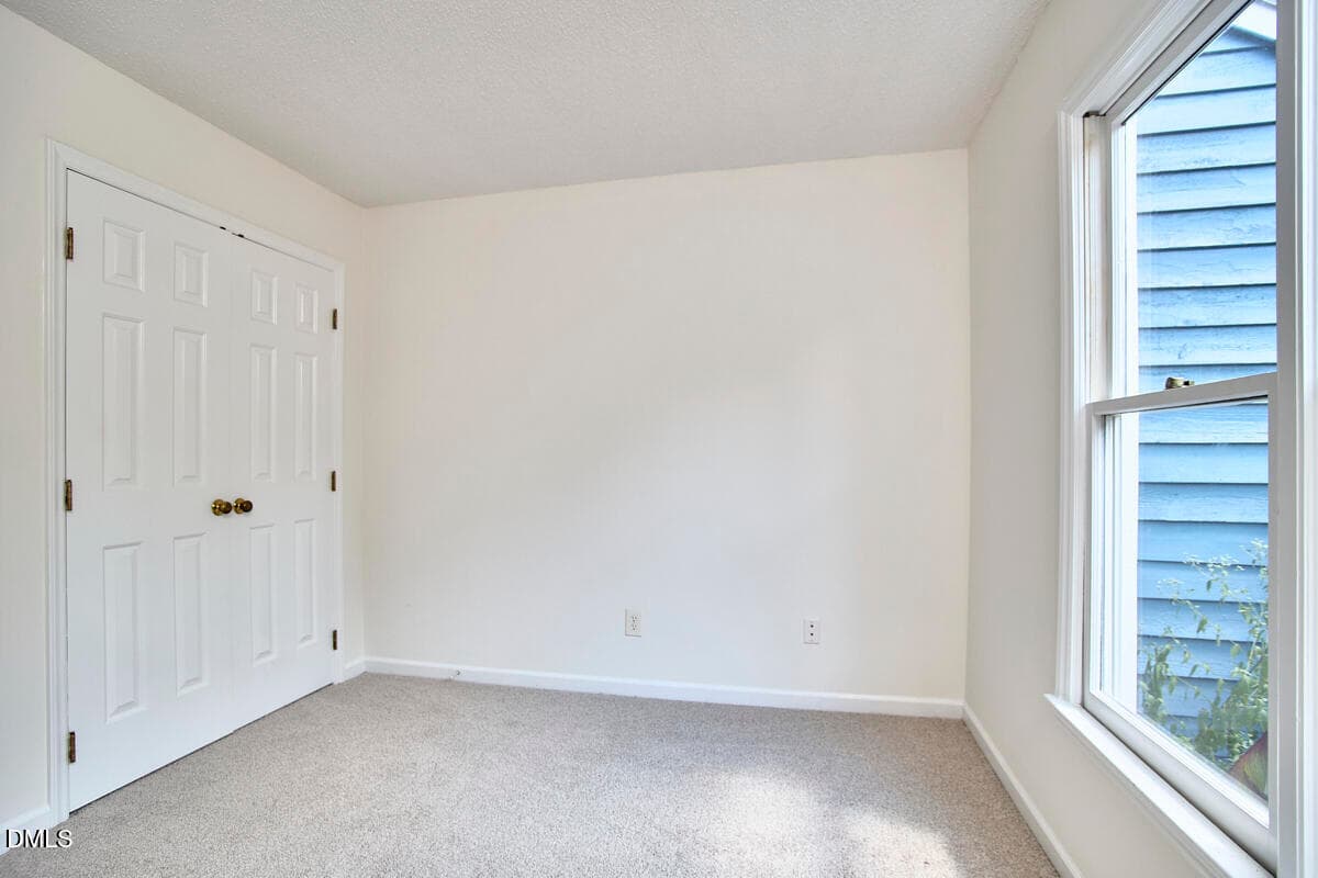 014 - 9 Hickory Wood Square, Durham, NC 27713
