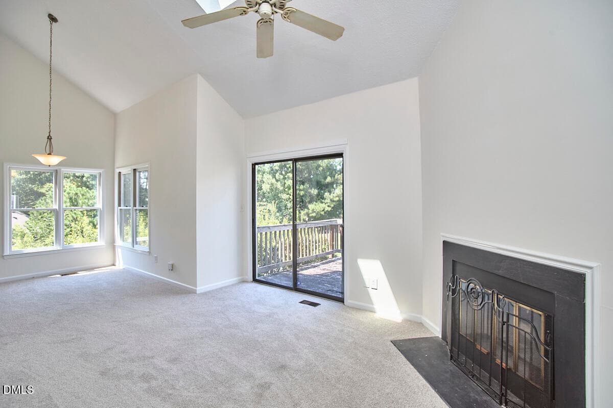 028 - 9 Hickory Wood Square, Durham, NC 27713