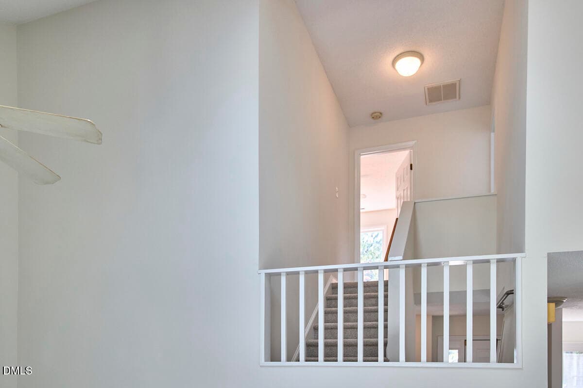 037 - 9 Hickory Wood Square, Durham, NC 27713