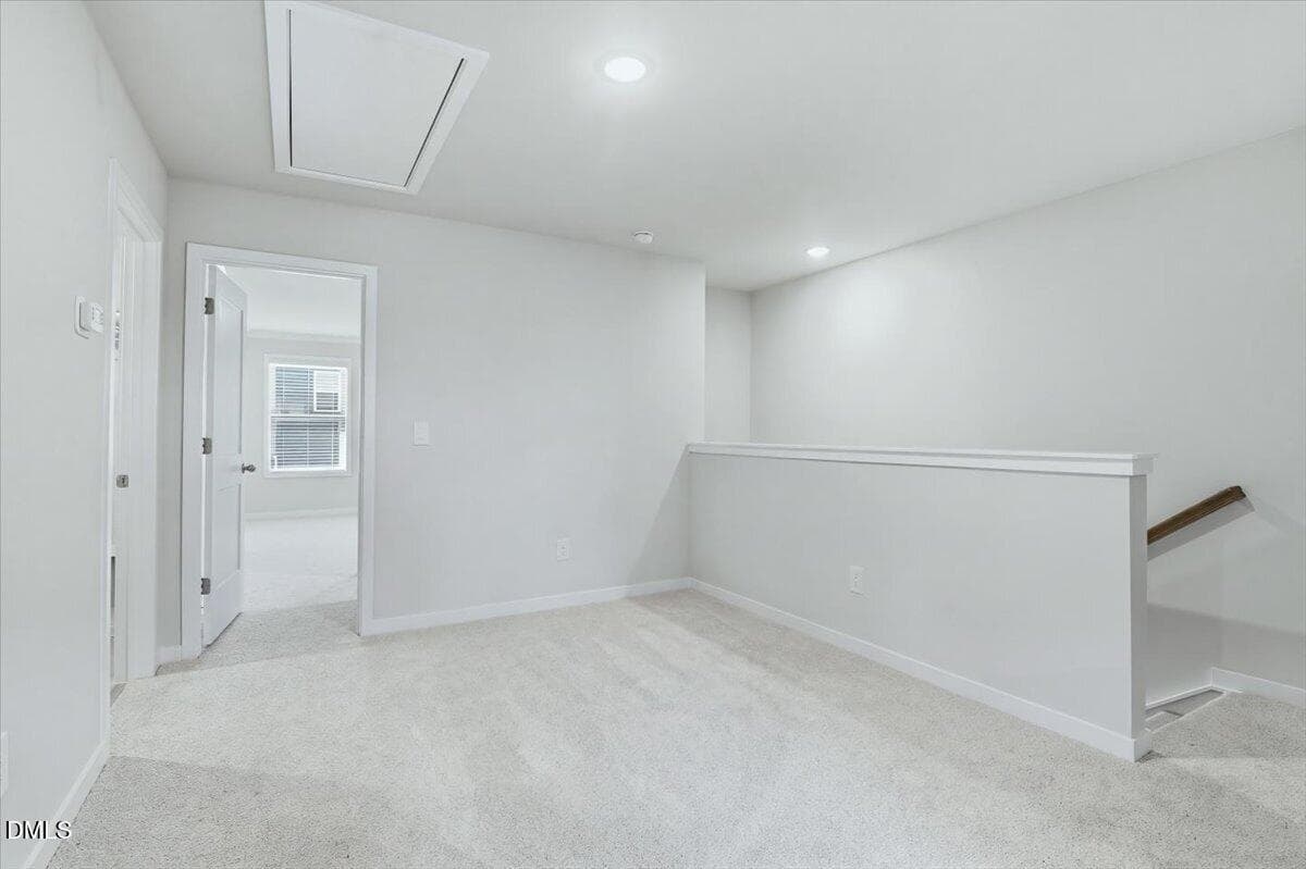 25-RAL_Oakwood_Amber_932BroadleafTrce_03 - 932 Broadleaf Trace, Mebane, NC 27302