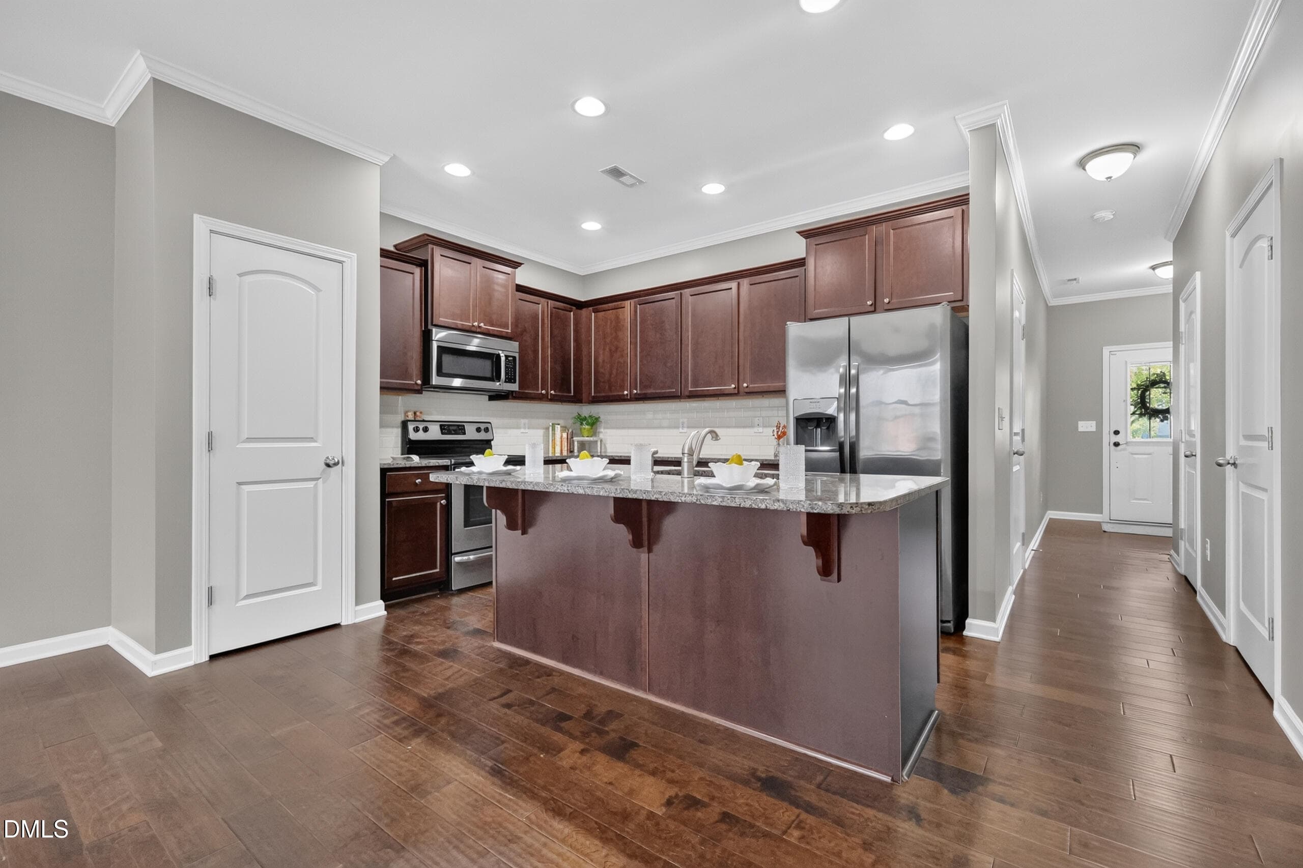 Perfect for Counter Seating - 504 Oak Forest View Lane, Wake Forest, NC 27587, Wake Forest