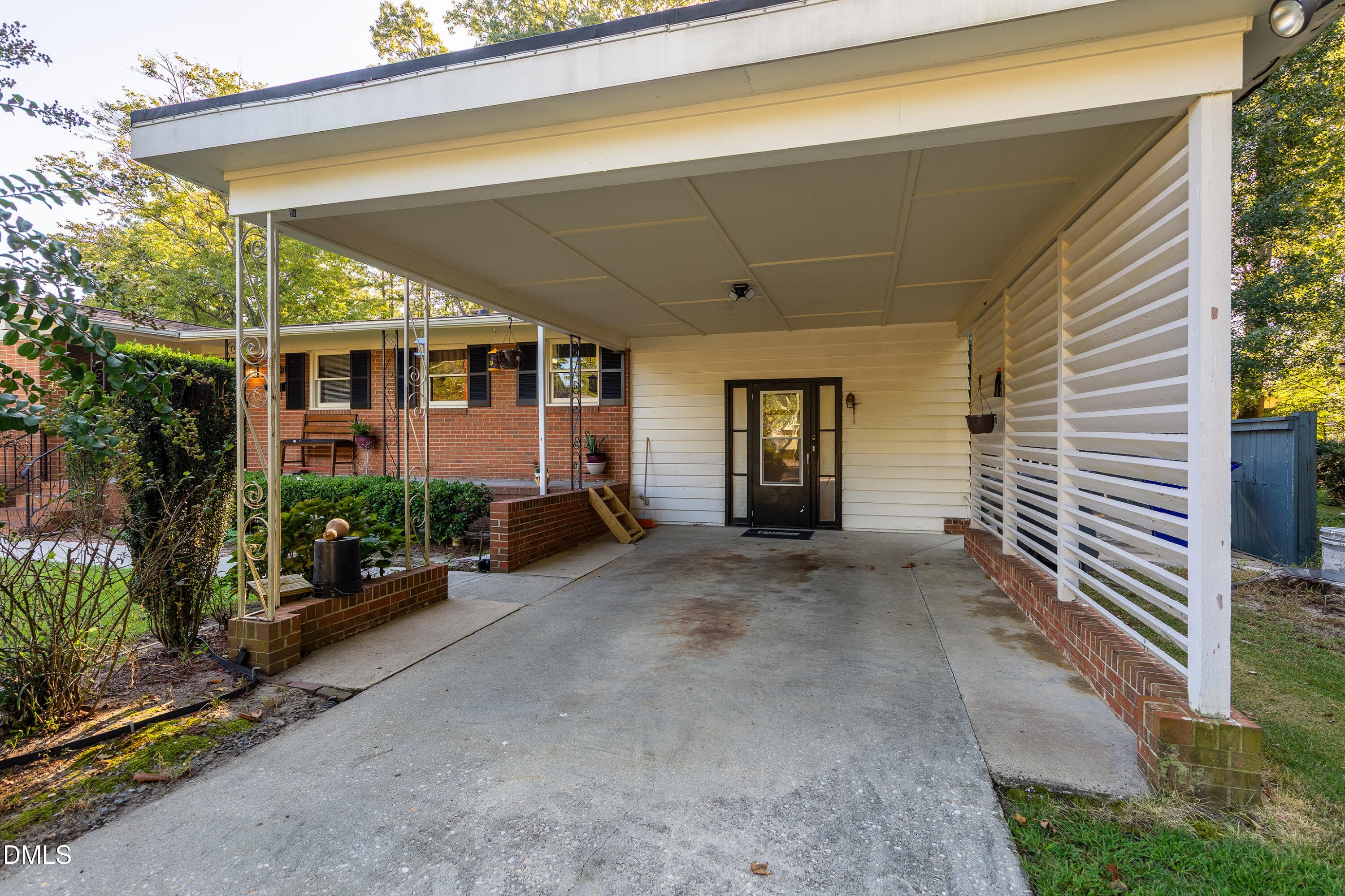 1007SCrescentDr-Exterior-Web-05 - 1007 S Crescent Drive, Smithfield, NC 27577, Smithfield