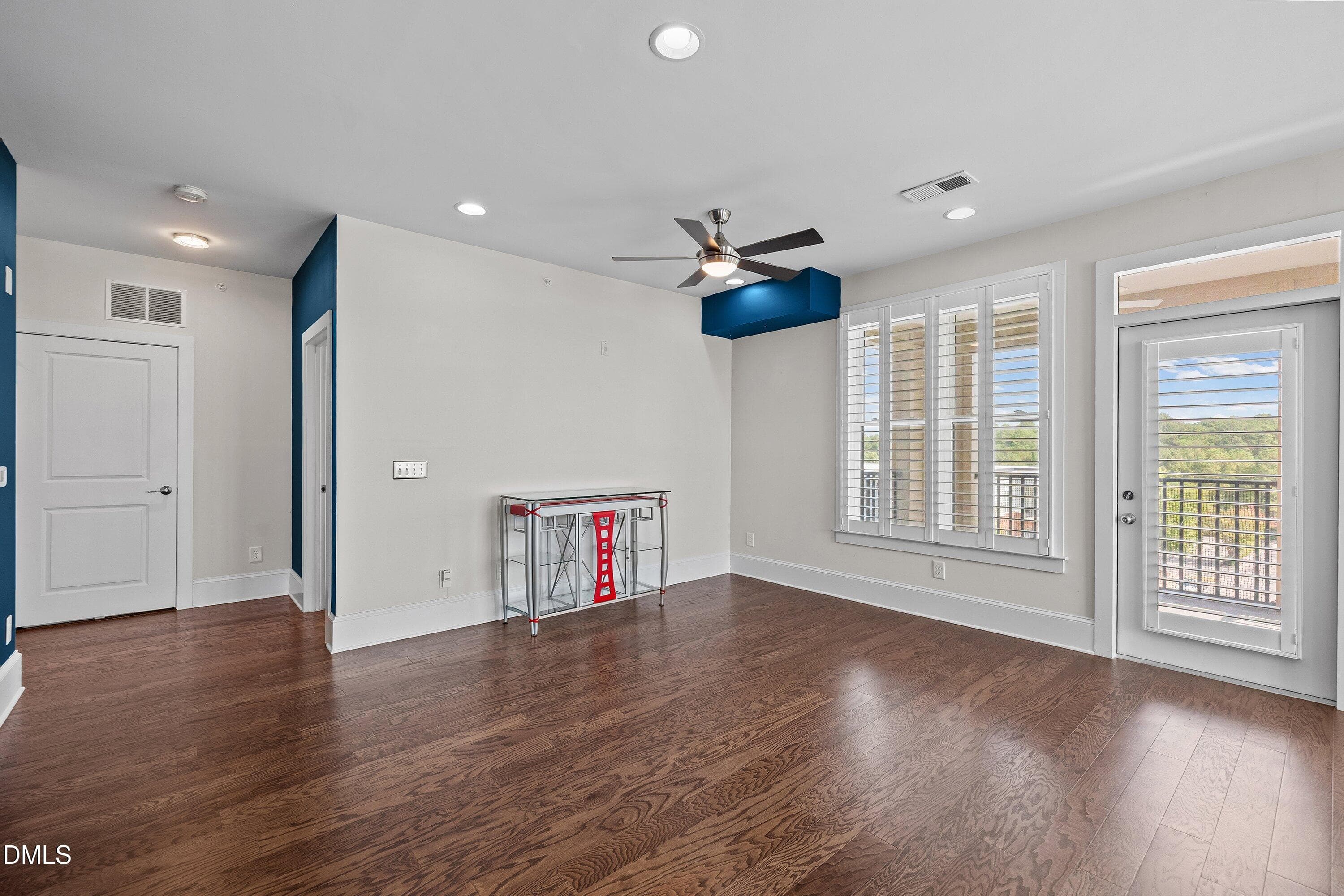 15-700 Finsbury Unit 400_8806 - 700 Finsbury Street 400, Durham, NC 27703