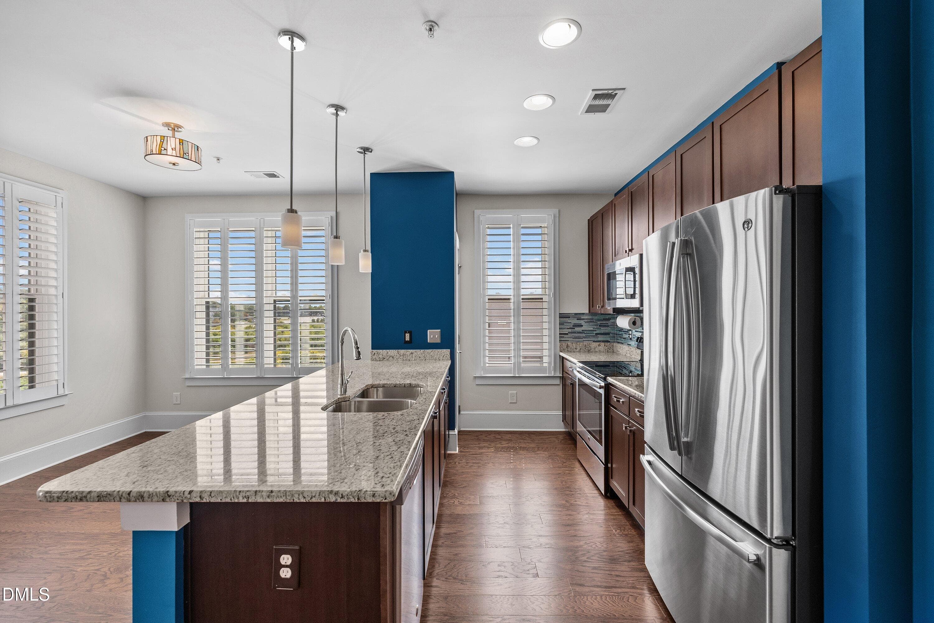 20-700 Finsbury Unit 400_8831 - 700 Finsbury Street 400, Durham, NC 27703