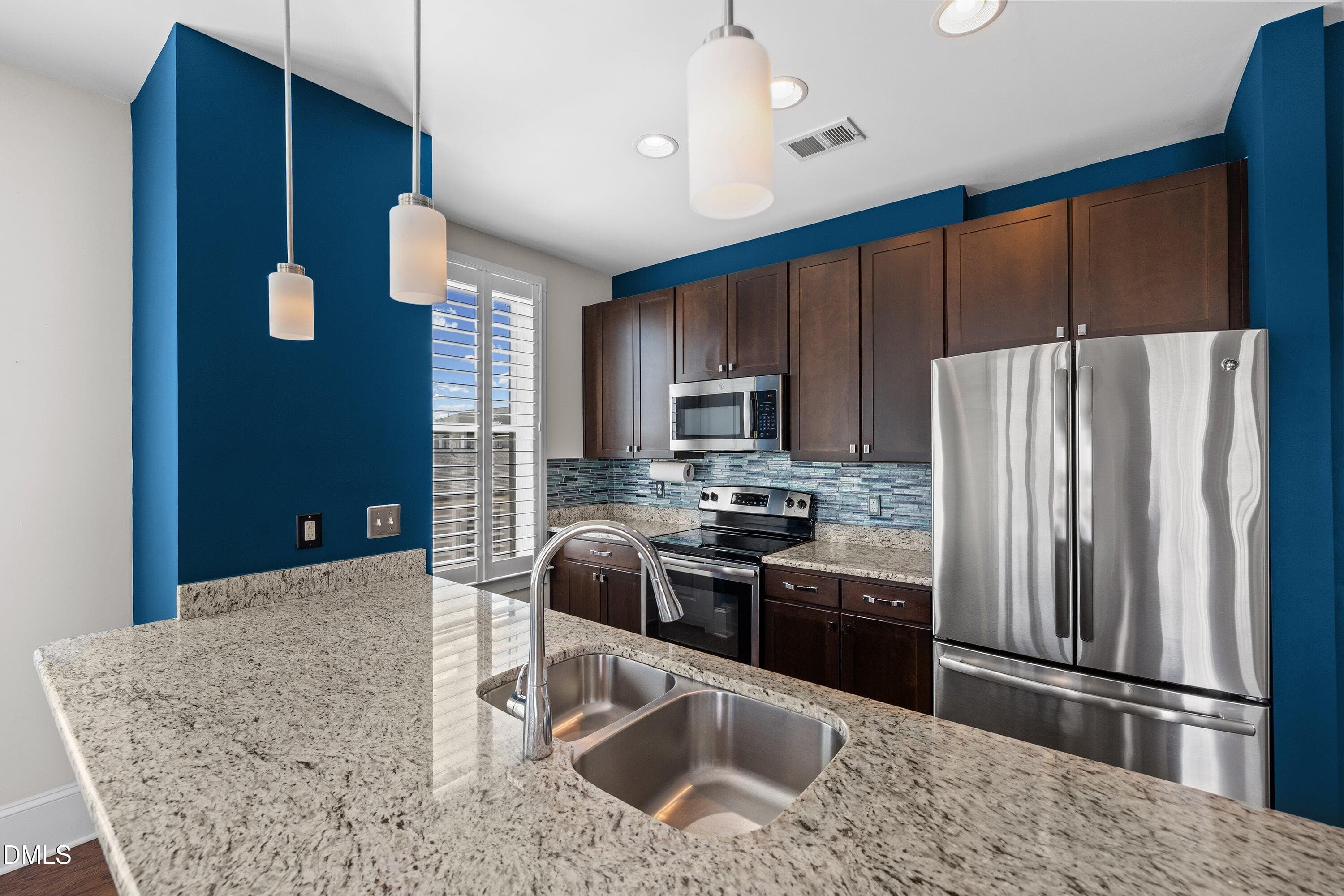21-700 Finsbury Unit 400_8898 - 700 Finsbury Street 400, Durham, NC 27703