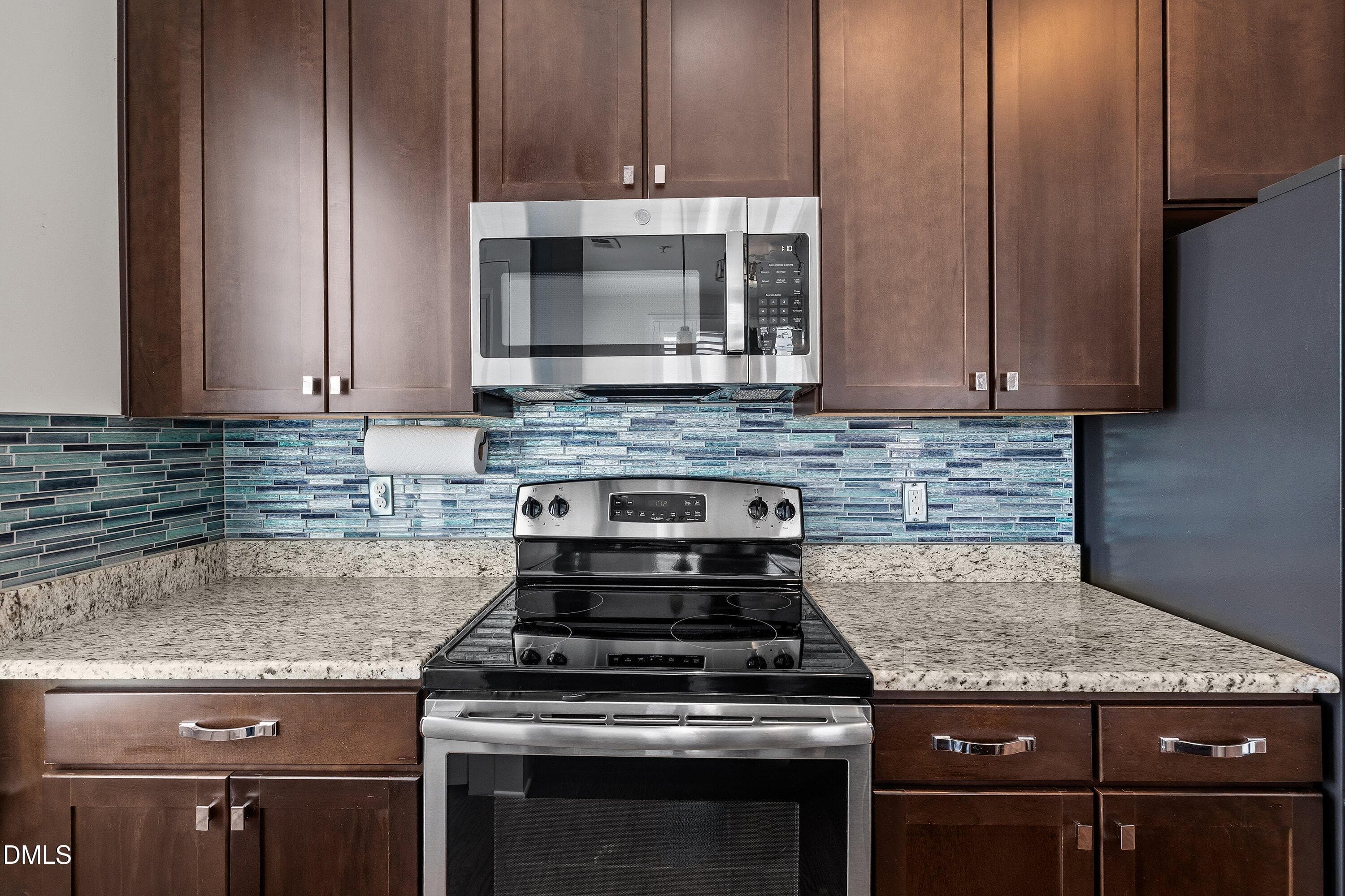 26-700 Finsbury Unit 400_8850 - 700 Finsbury Street 400, Durham, NC 27703