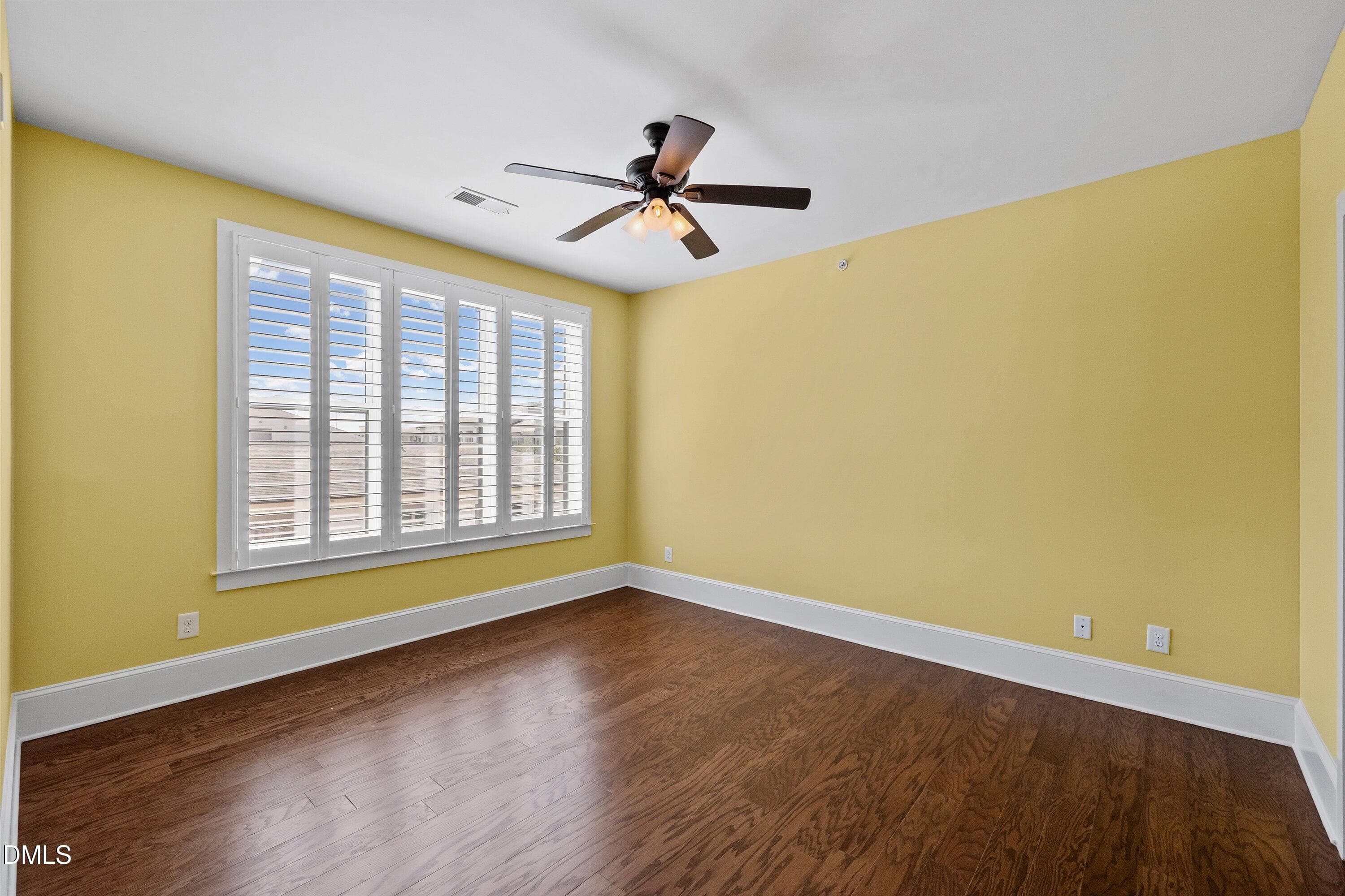 28-700 Finsbury Unit 400_8860 - 700 Finsbury Street 400, Durham, NC 27703