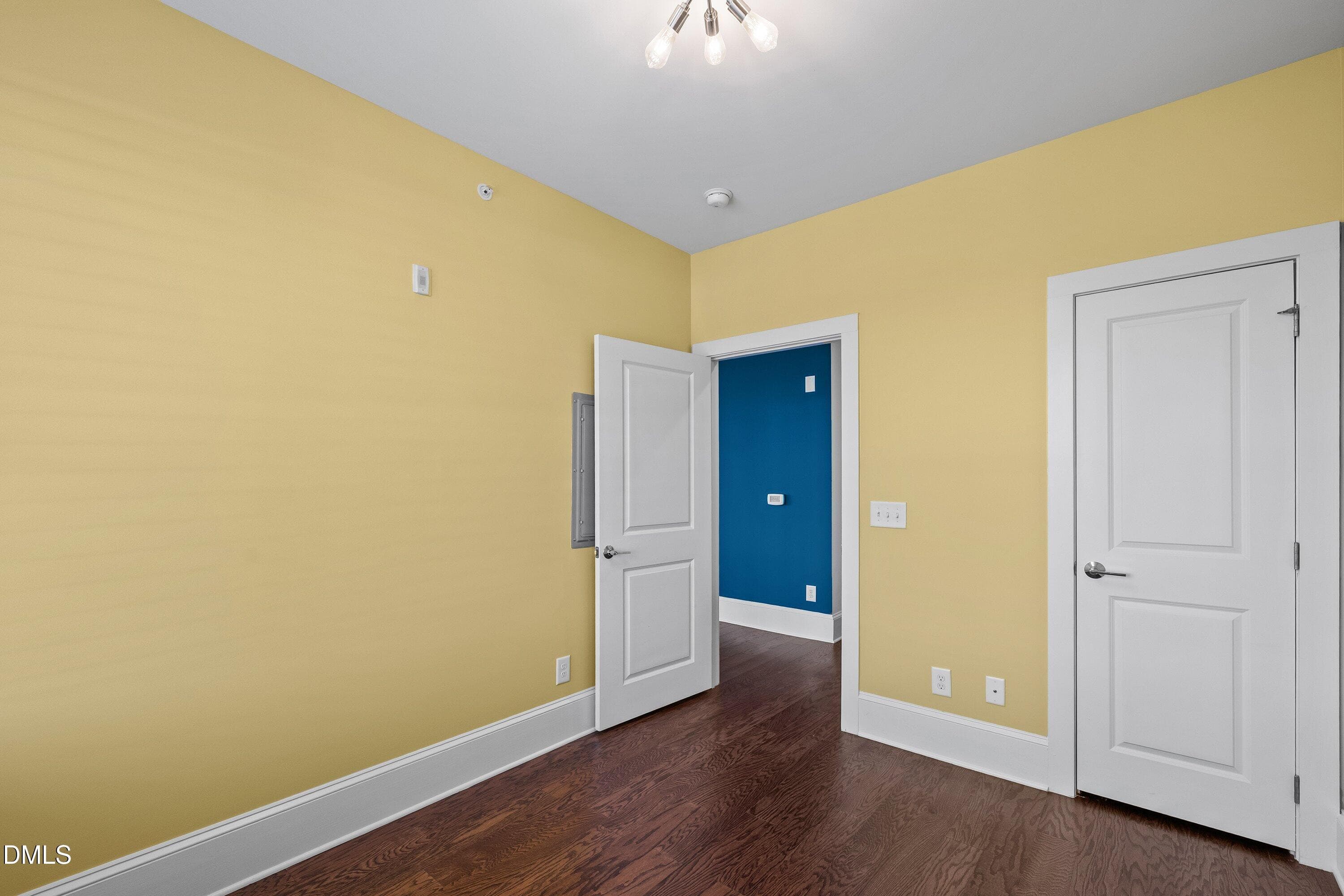 32b-700 Finsbury Unit 400_8795 - 700 Finsbury Street 400, Durham, NC 27703
