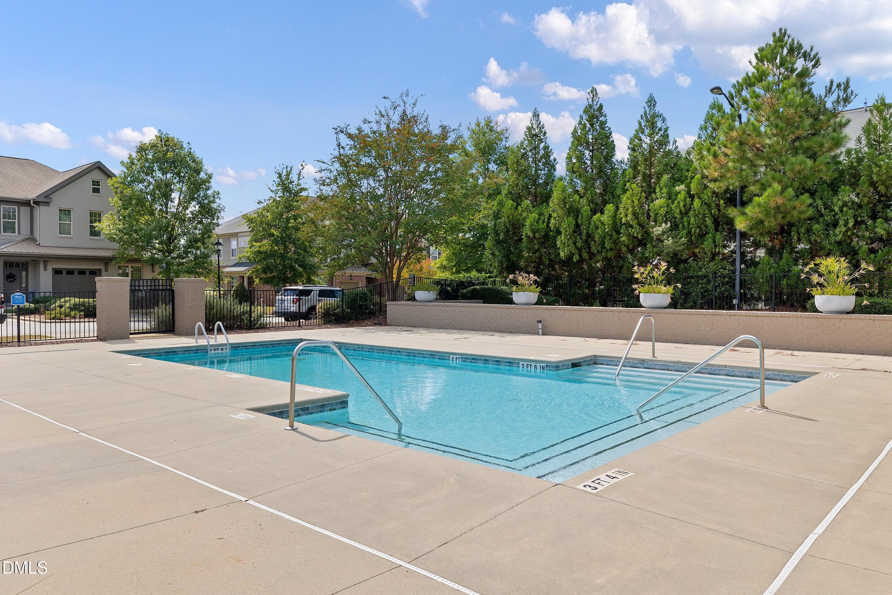 38-700 Finsbury Unit 400_8959 - 700 Finsbury Street 400, Durham, NC 27703