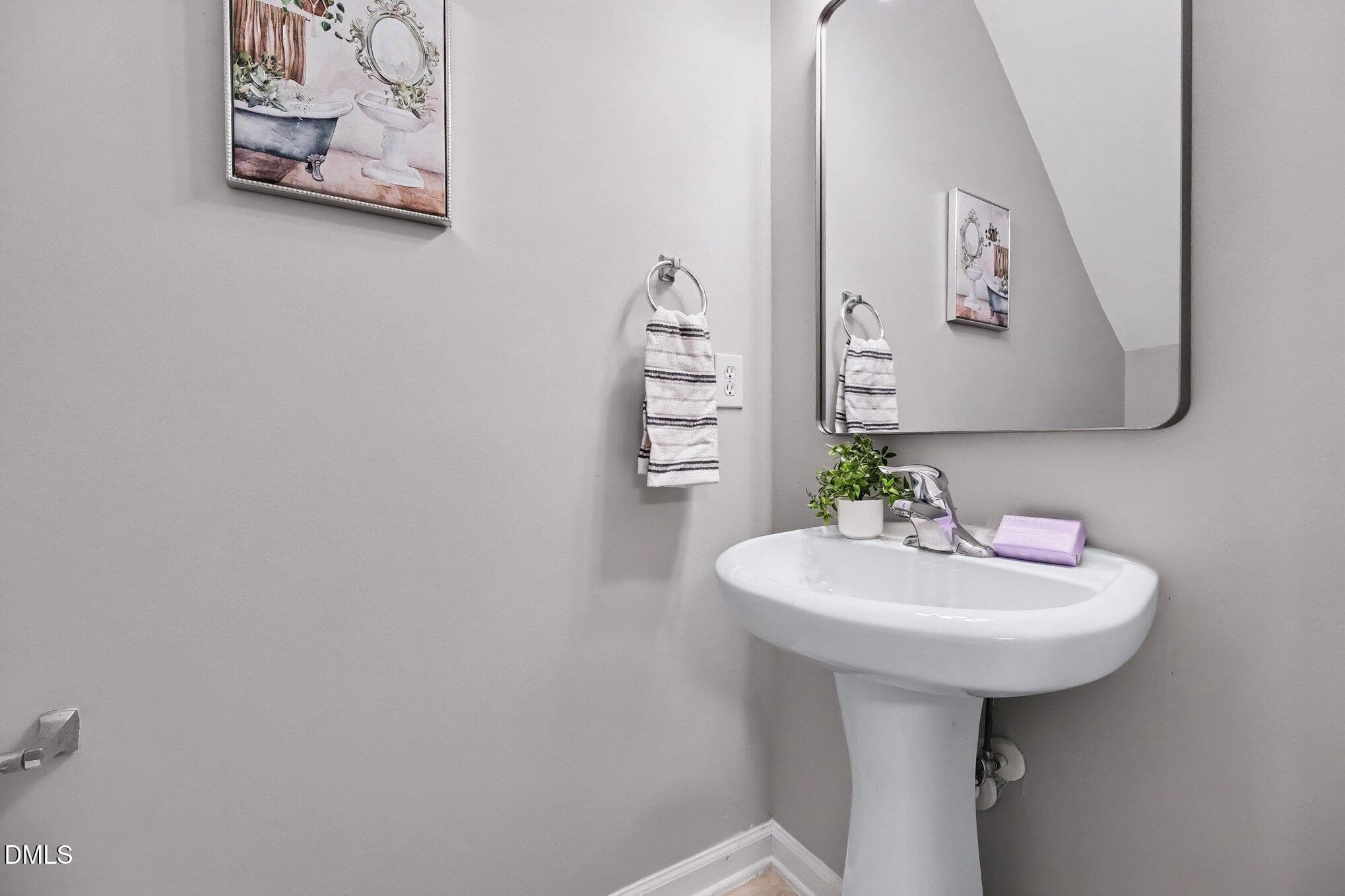 016_file_2895 - 1725 Tw Alexander Drive 801, Durham, NC 27703