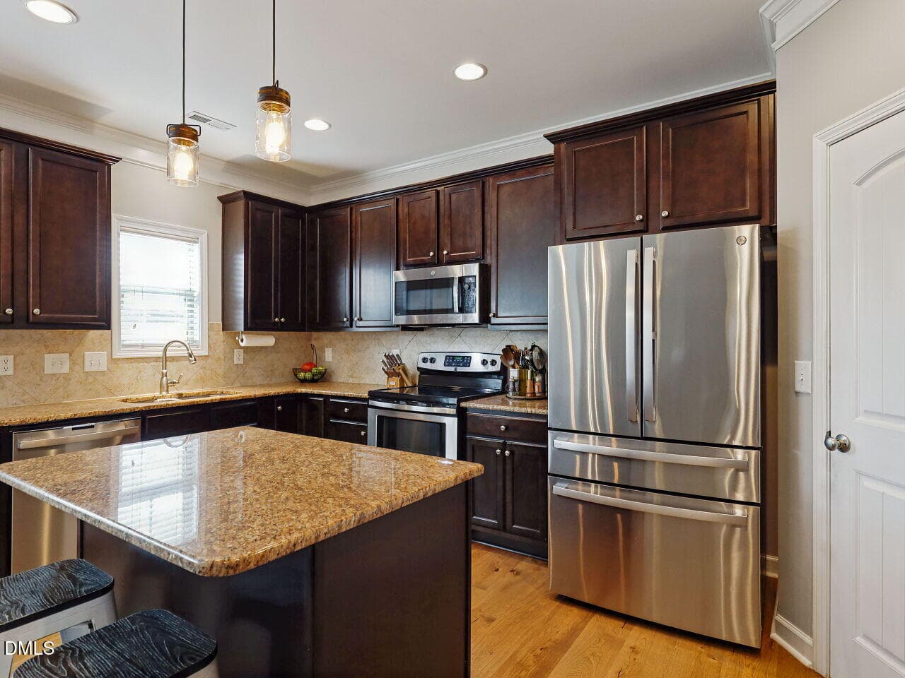 012-1280x960-kitchen - 96 Red Angus Drive, Smithfield, NC 27577, Smithfield