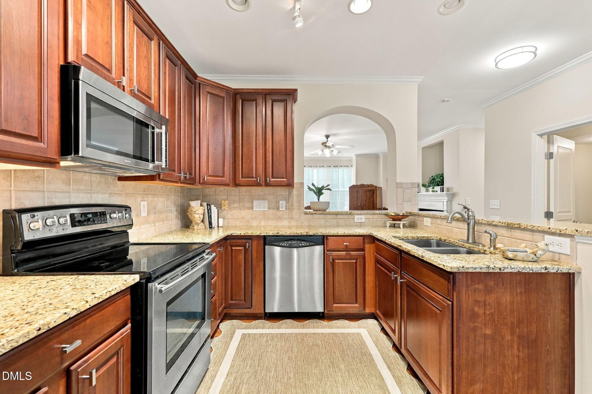 36-web-or-mls-IMG_0129 - 5011 Lady Of The Lake Drive, Raleigh, NC 27612