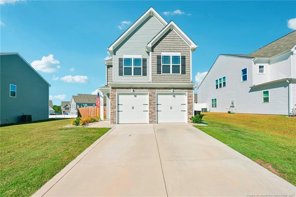 Photo 2 - 649 Union Street, Raeford, NC 28376